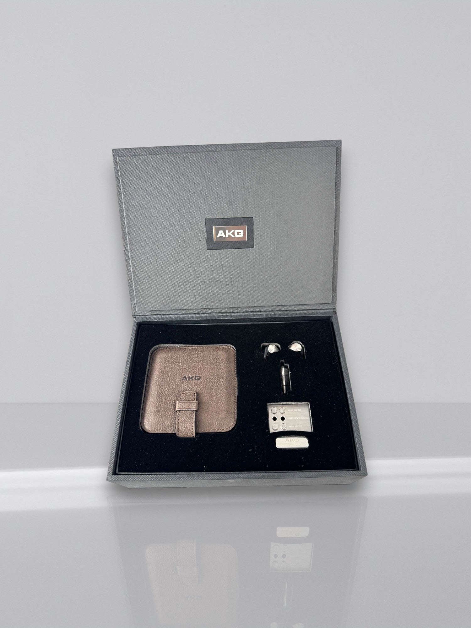 AKG K3003 oordoppen