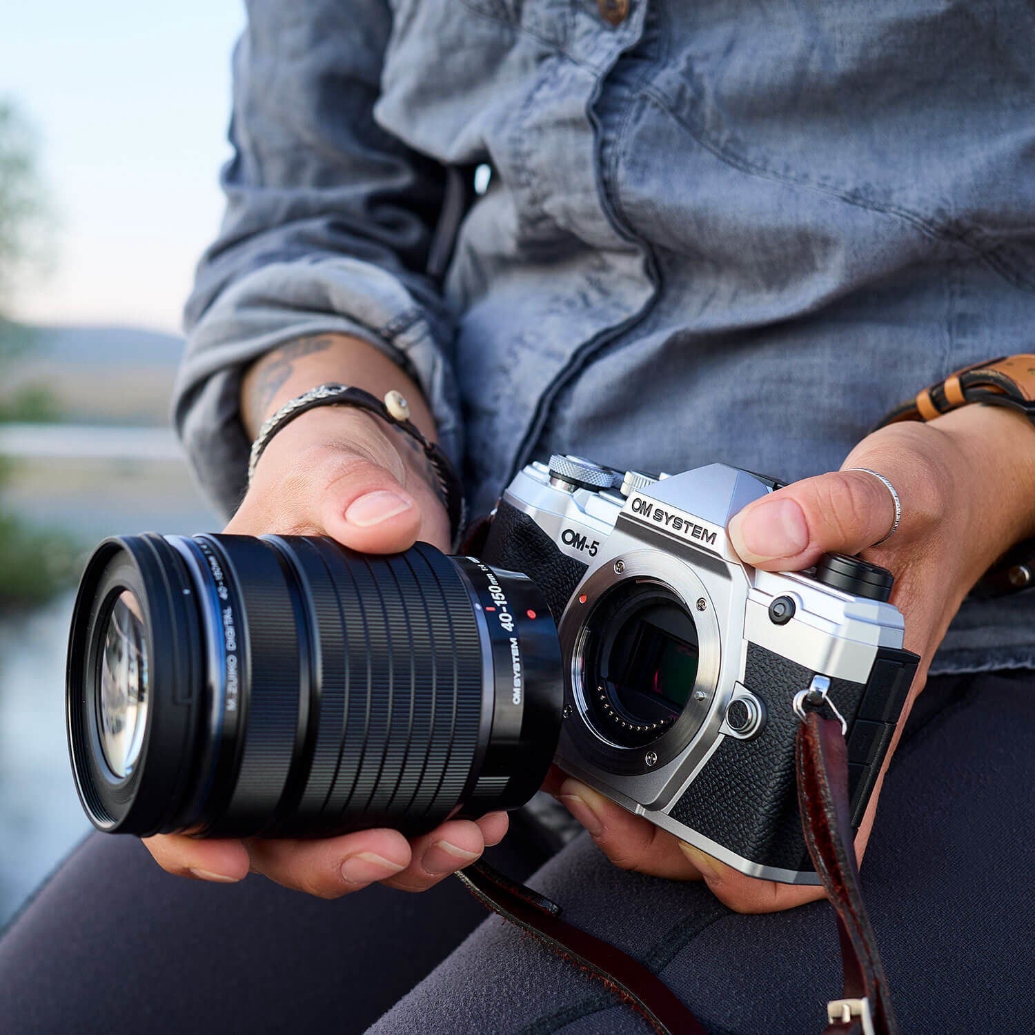 OM SYSTEM OM-5 + 12-45mm Black