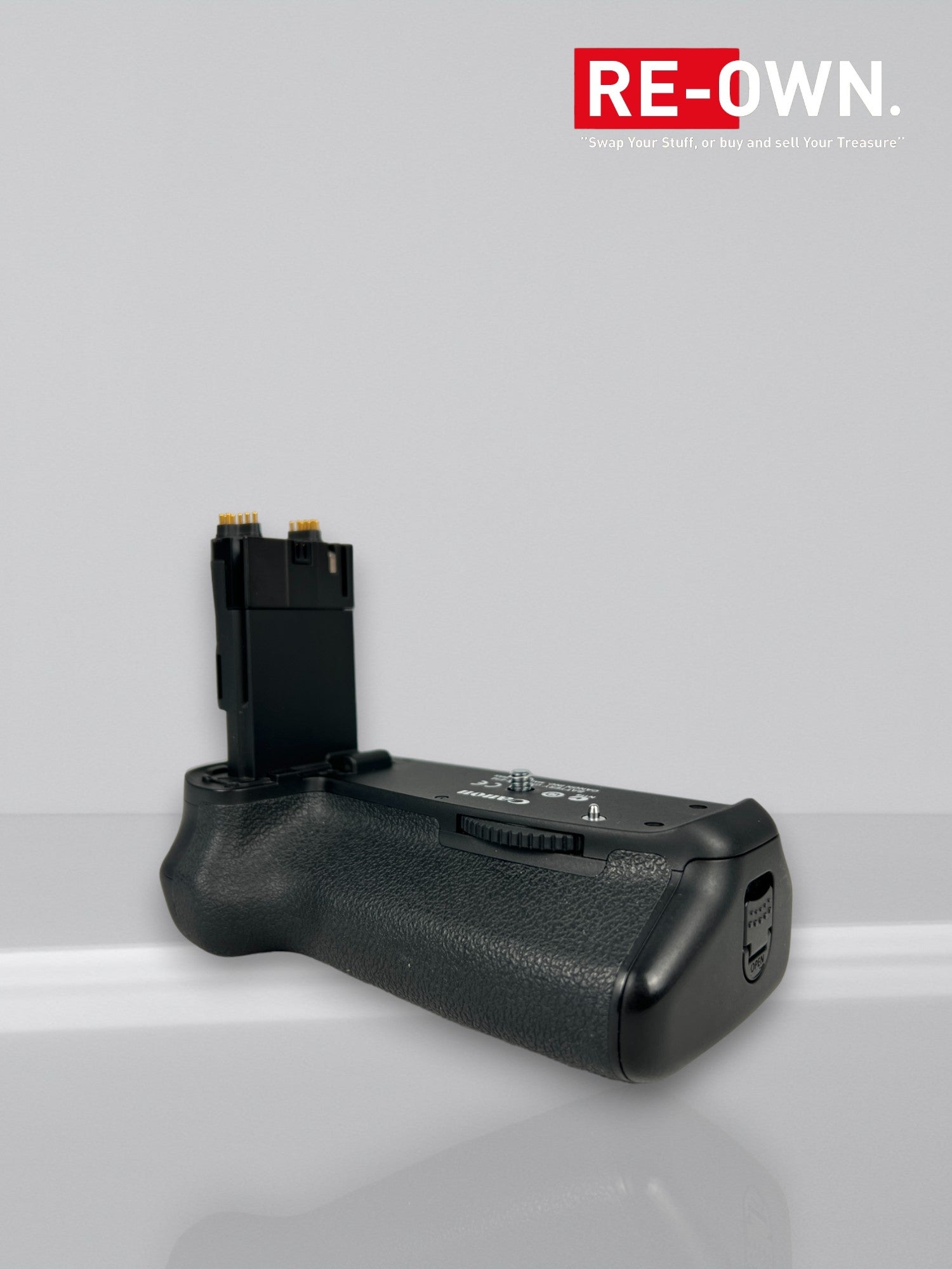 Canon BG-E14 batterijgrip EOS 70D/80D/90D ( topstaat)