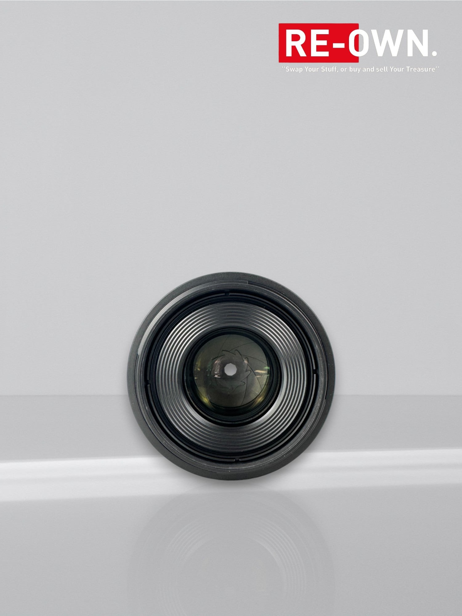 Canon RF 100mm f/2.8L Macro IS USM