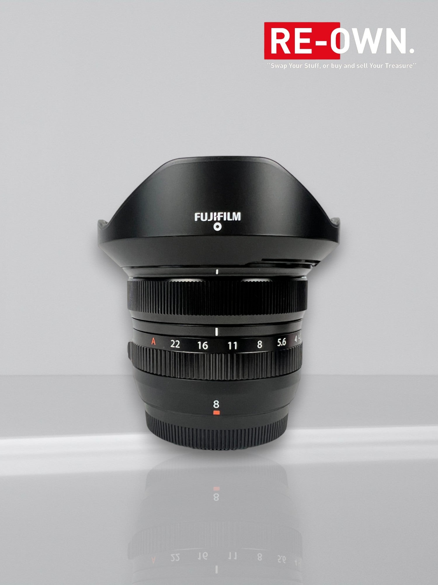 Fujifilm XF 8mm f/3.5 R WR (mint condition) fuji wide angle lens