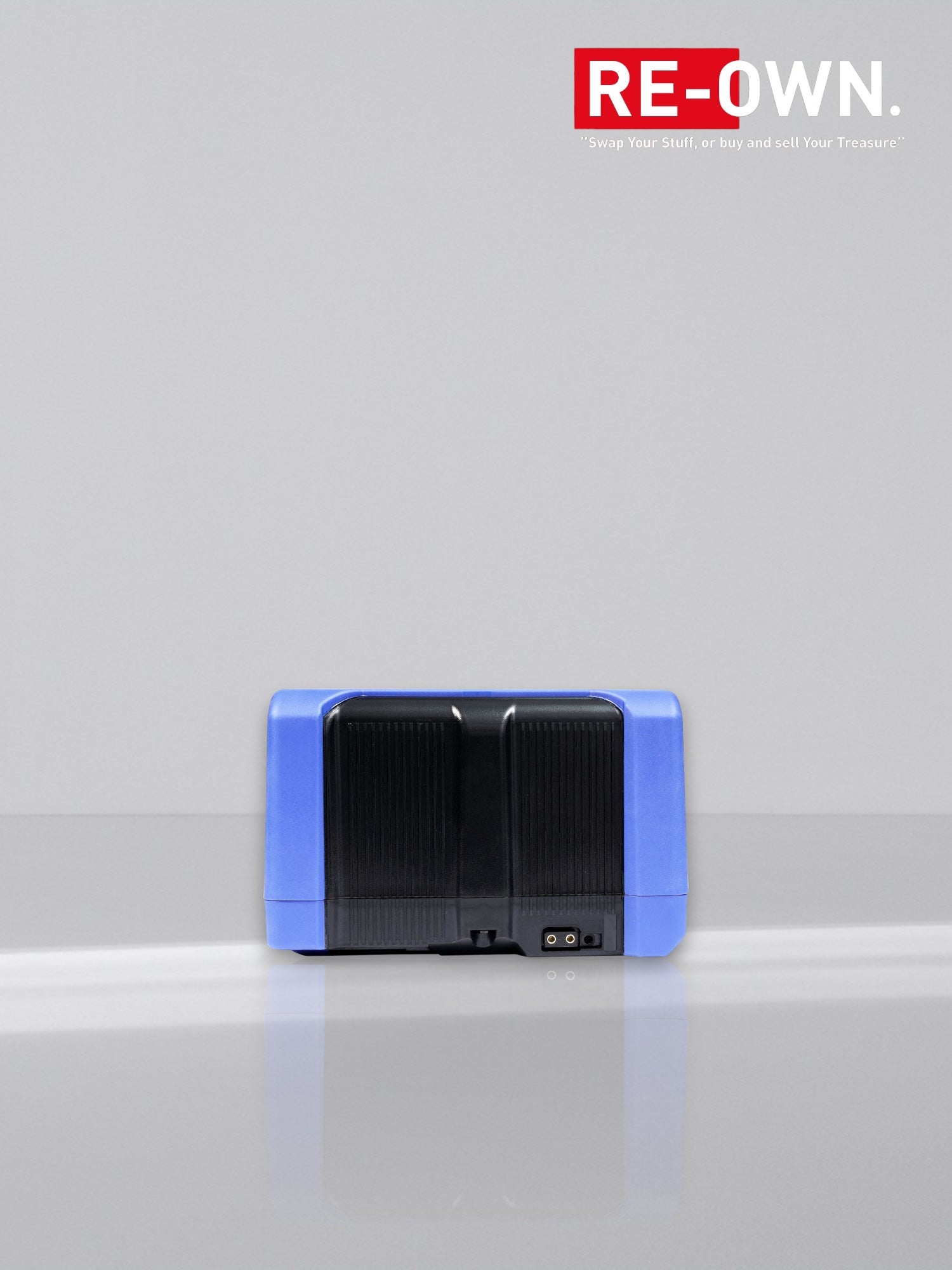 FXLion 14.4V / 559WH V-Mount High Power Waterproof Battery