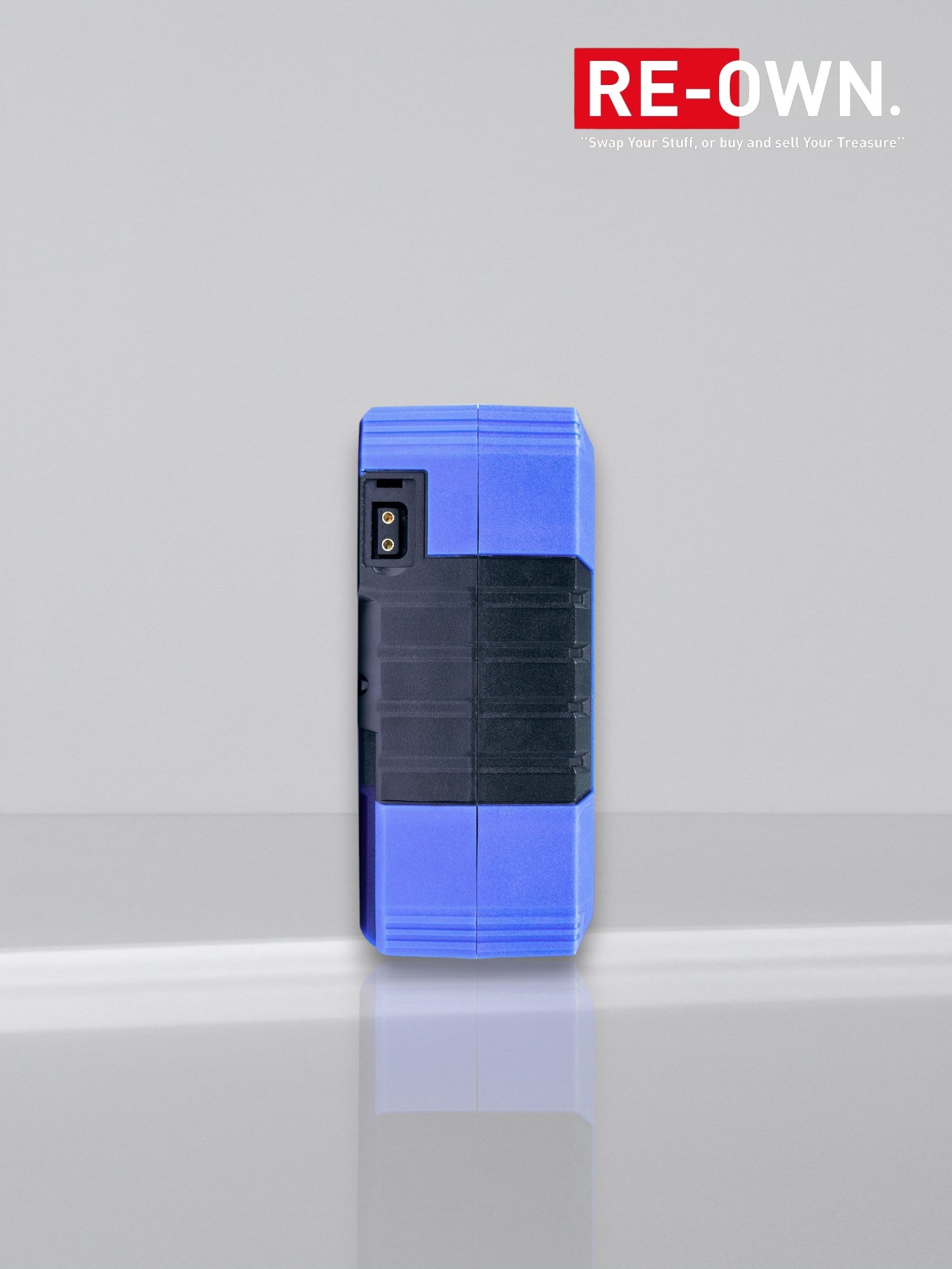 FXLion Cool Black V-Mount Battery 14.4V 130WH | w/ USB.D-Tap