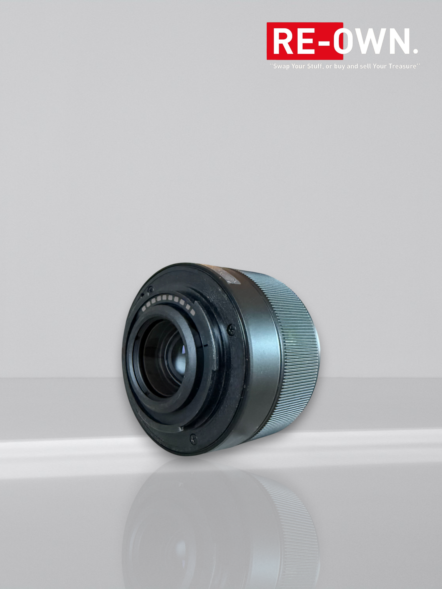 Fuji / Fujifilm XC 35mm f/2