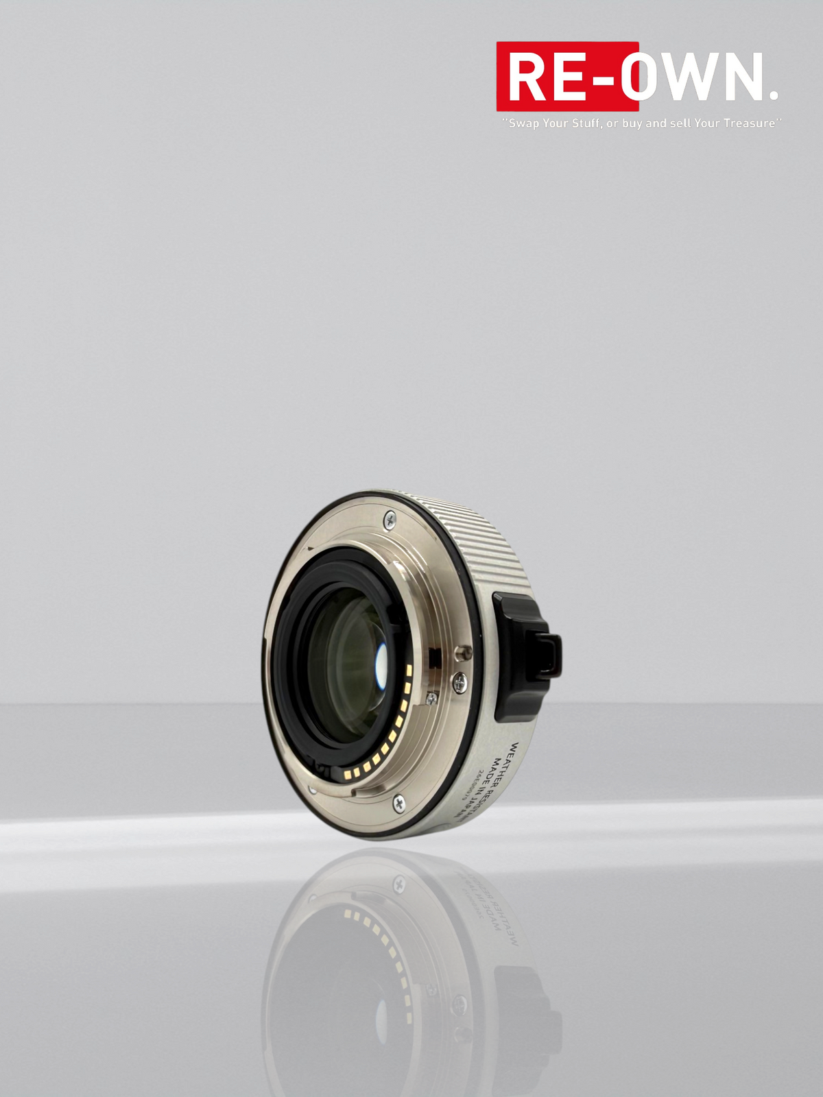 Fujifilm XF 200mm f/2.0 R LM OIS WR + XF1.4 TC F2 WR (teleconverter)