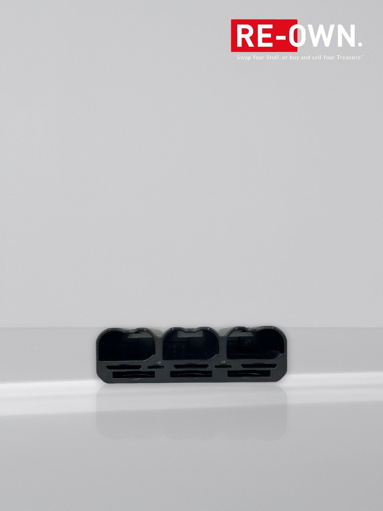 Jupio Tri-charge 3 slot battery charger for nikon EN-EL15