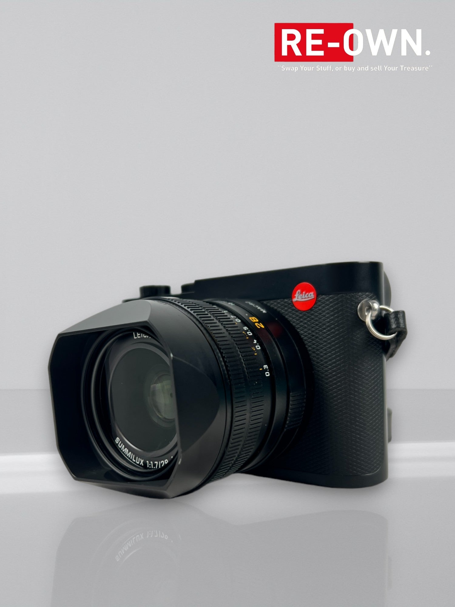 Leica Q2 body 19050 ( + extra's)