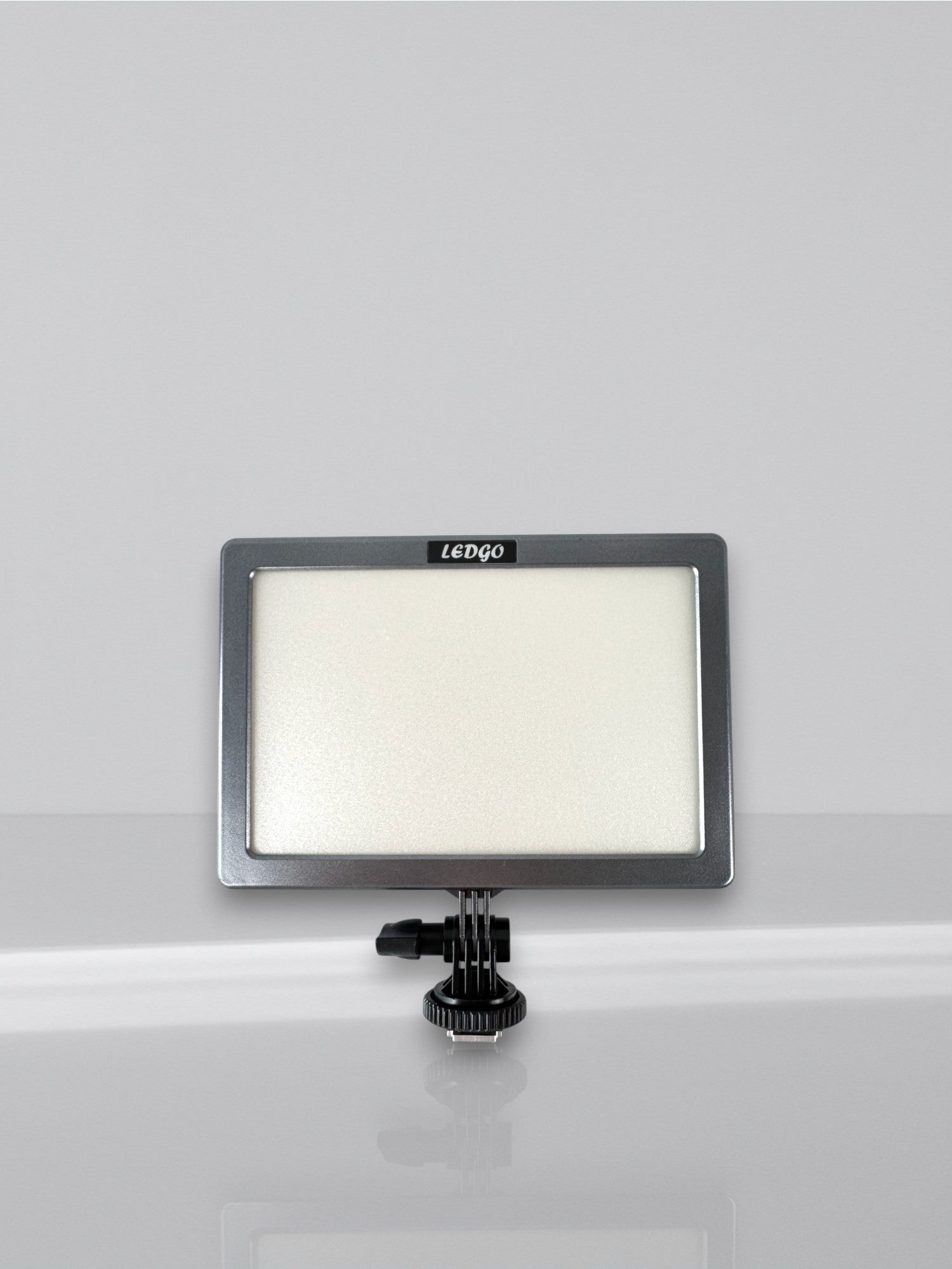 Ledgo LG-E116C II Bi-Colour Camera LED Lamp