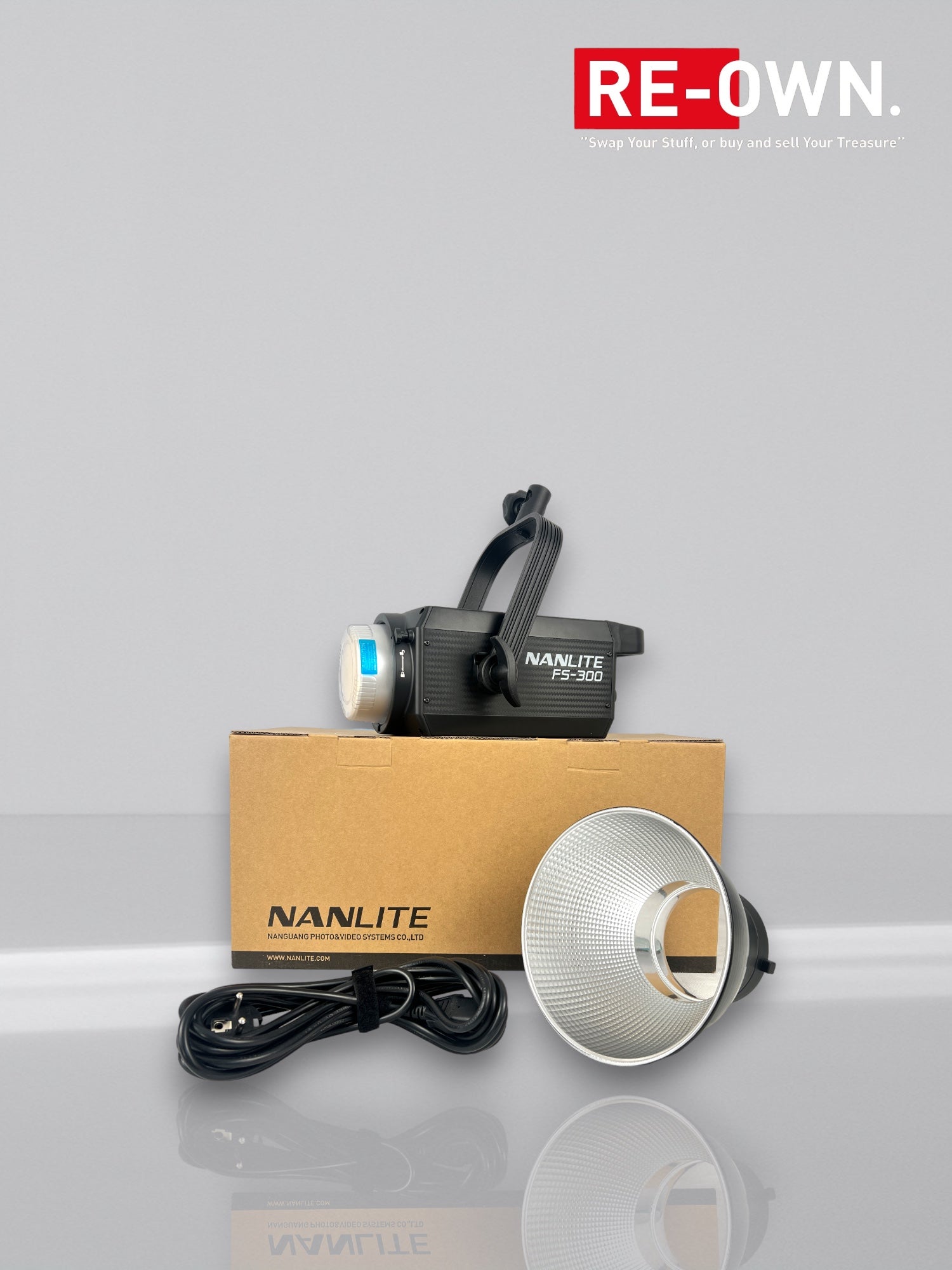 Nanlite FS-300 LED Spot Light (1 x gebruikt)