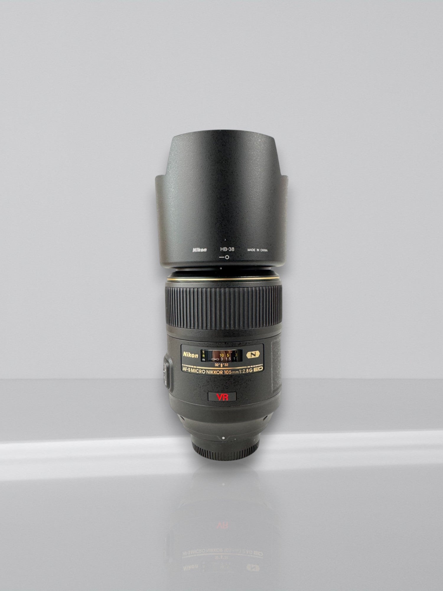 Nikon AF-S 105mm F/2.8G ED VR Micro