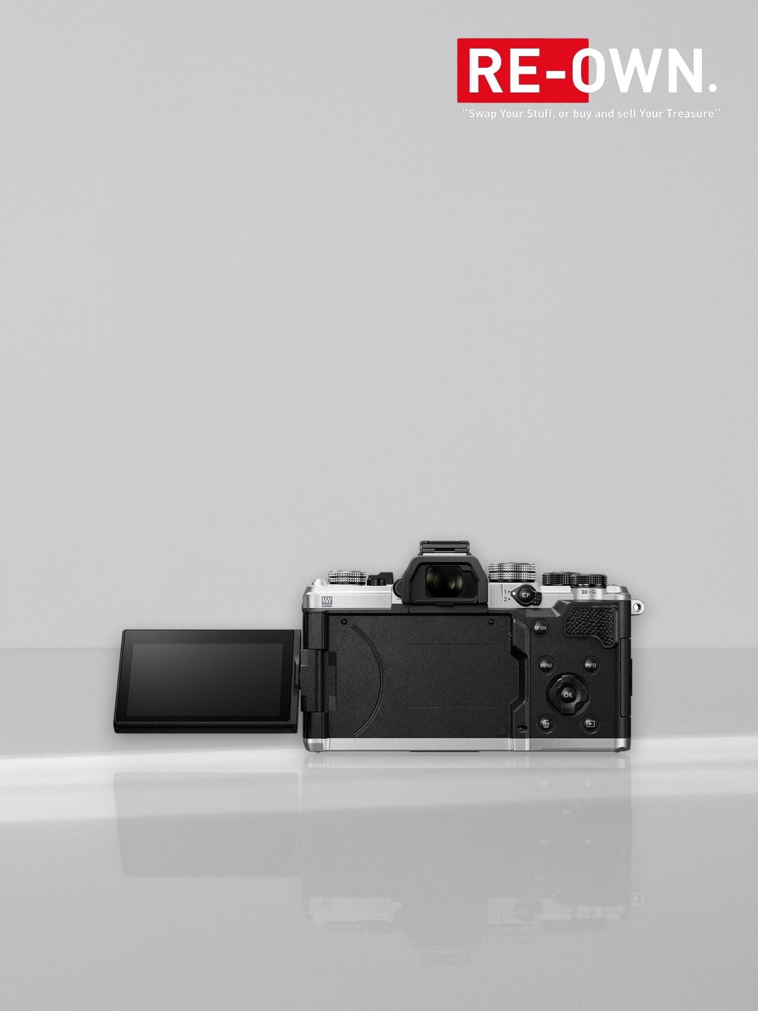 OM SYSTEM OM-3 Body Silver + 12-45mm f/4.0 Pro