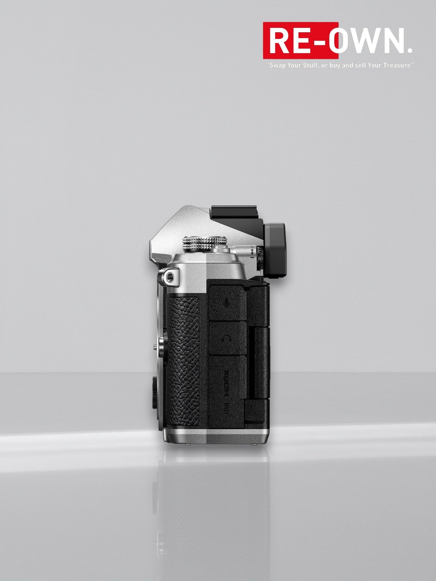 OM SYSTEM OM-3 Body Silver + 12-45mm f/4.0 Pro