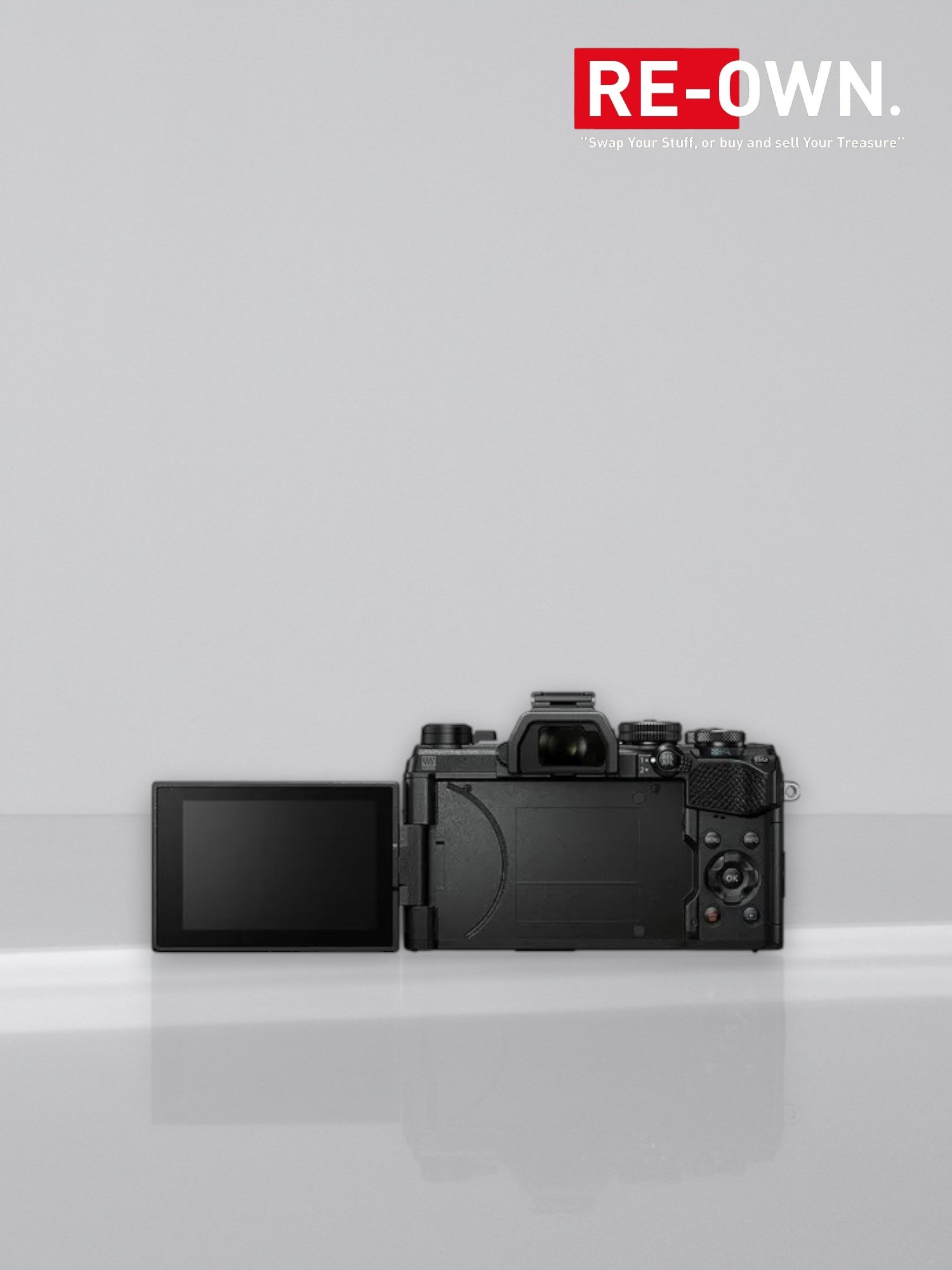 OM SYSTEM OM-5 + MFT 12-40mm F/2.8 PRO II Black