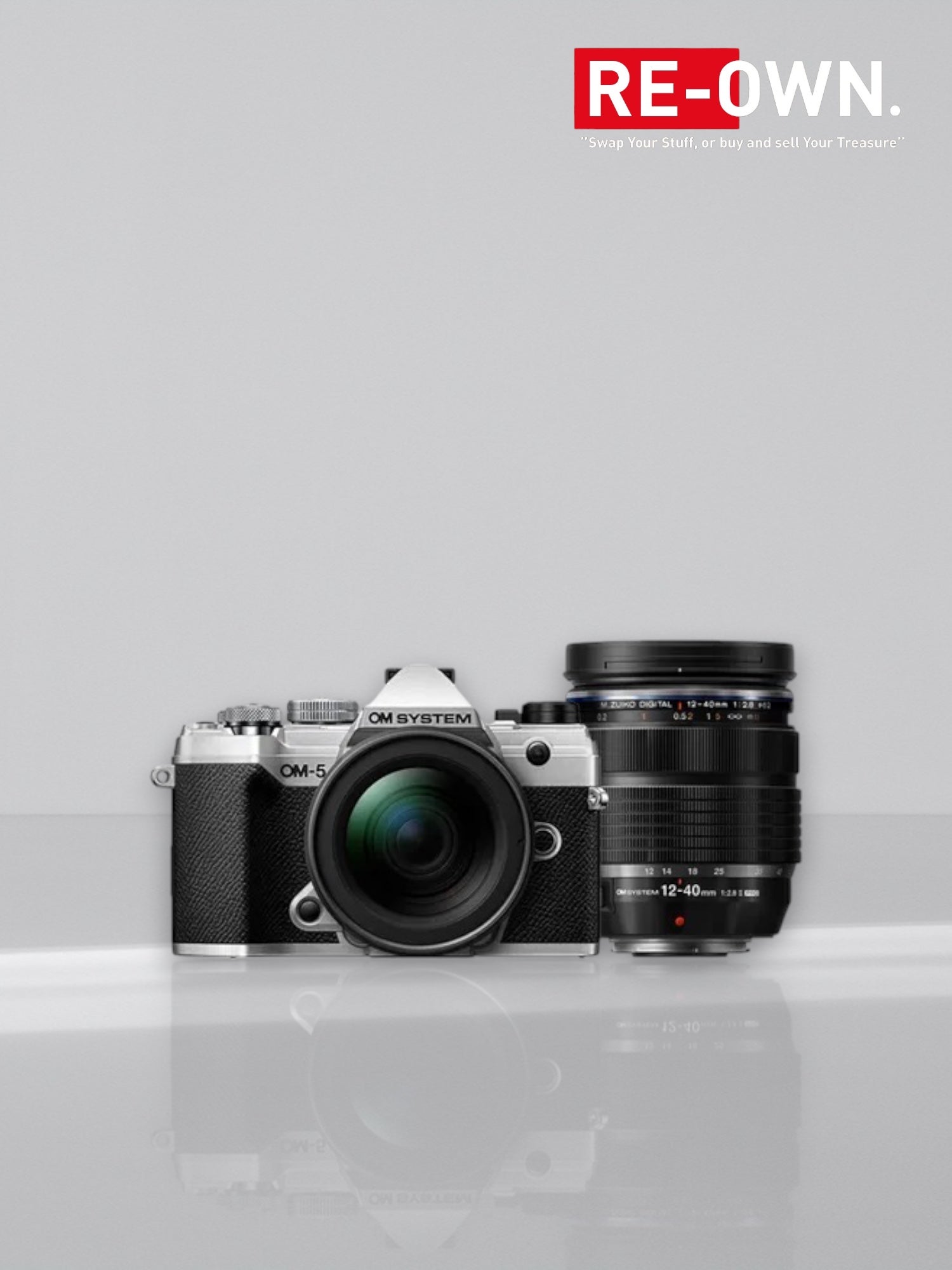 OM SYSTEM OM-5 + MFT 12-40mm F/2.8 PRO II Silver