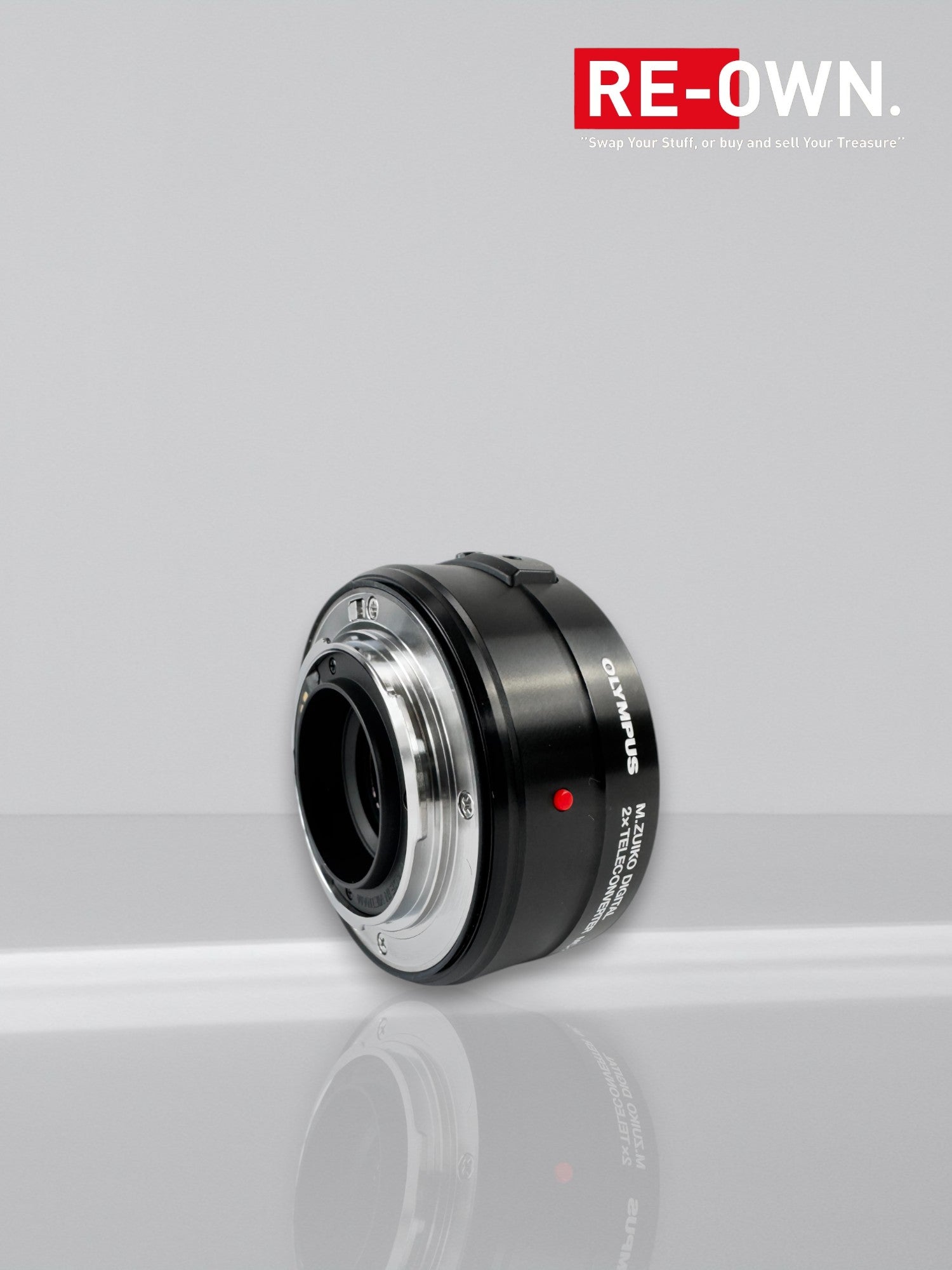 Olympus MC-20 2.0x Teleconverter