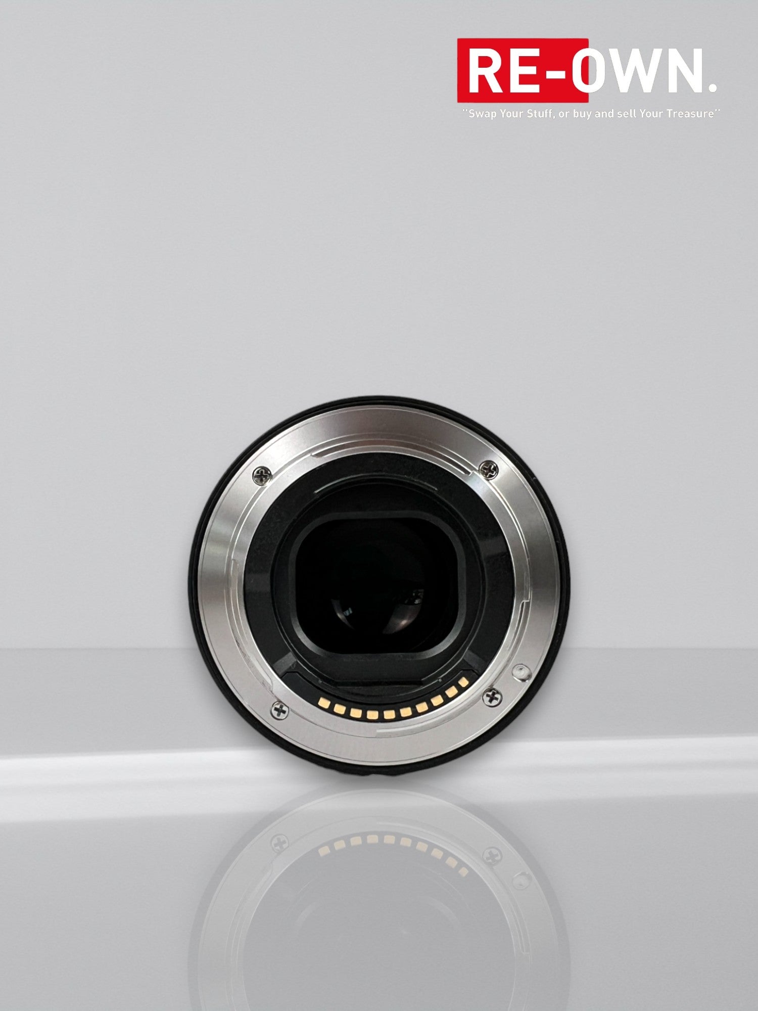 Sony E 15mm f/1.4 G (mint condition)