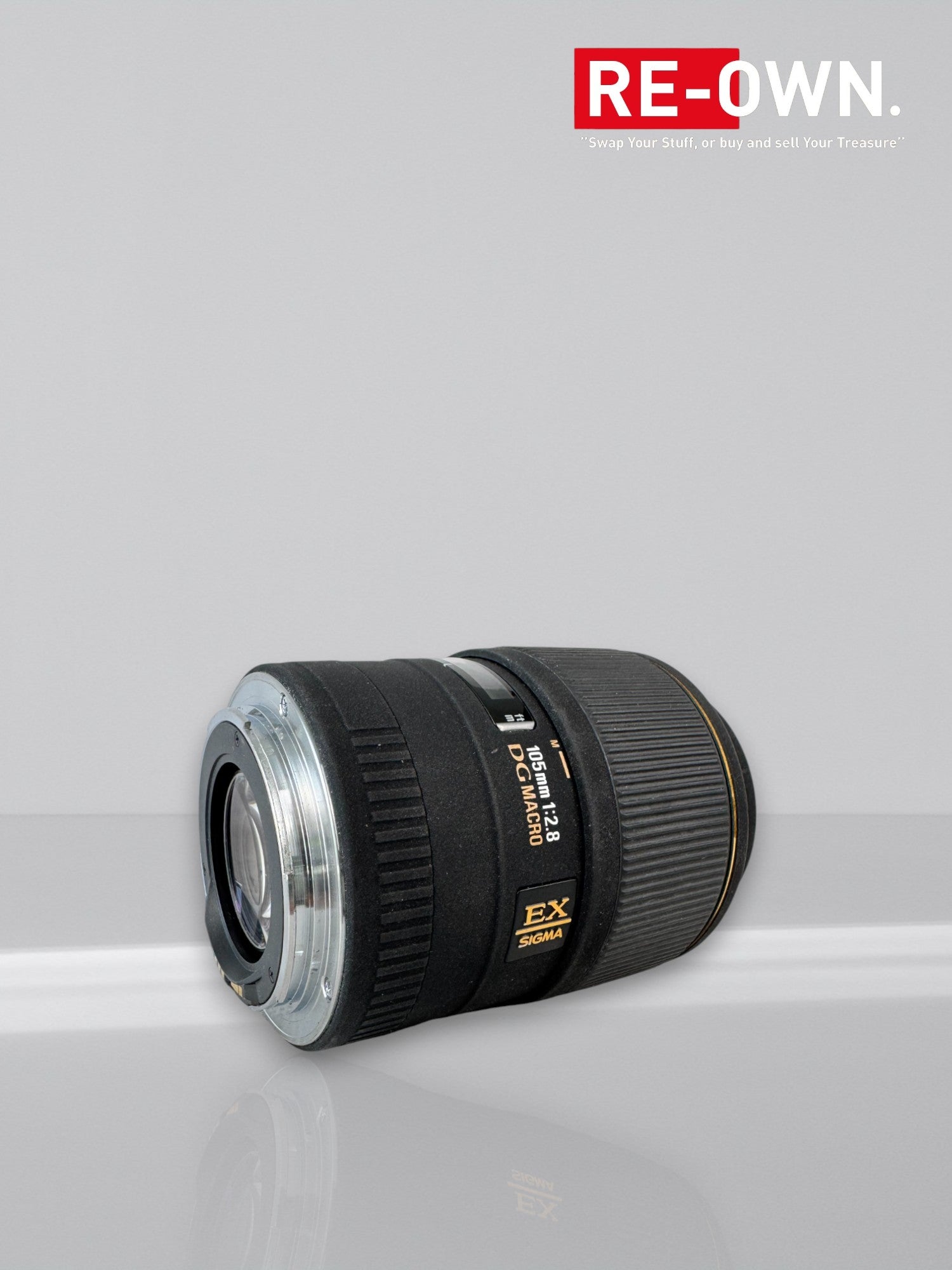 Sigma 105mm f/2.8 EX DG Macro Canon Ef-S