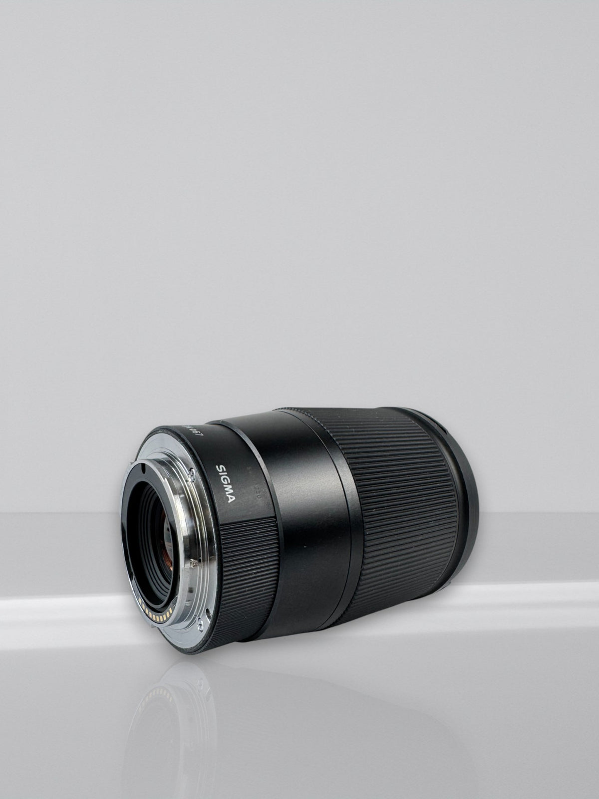 Sigma 16mm F/1.4 DC DN Sony fe Mount