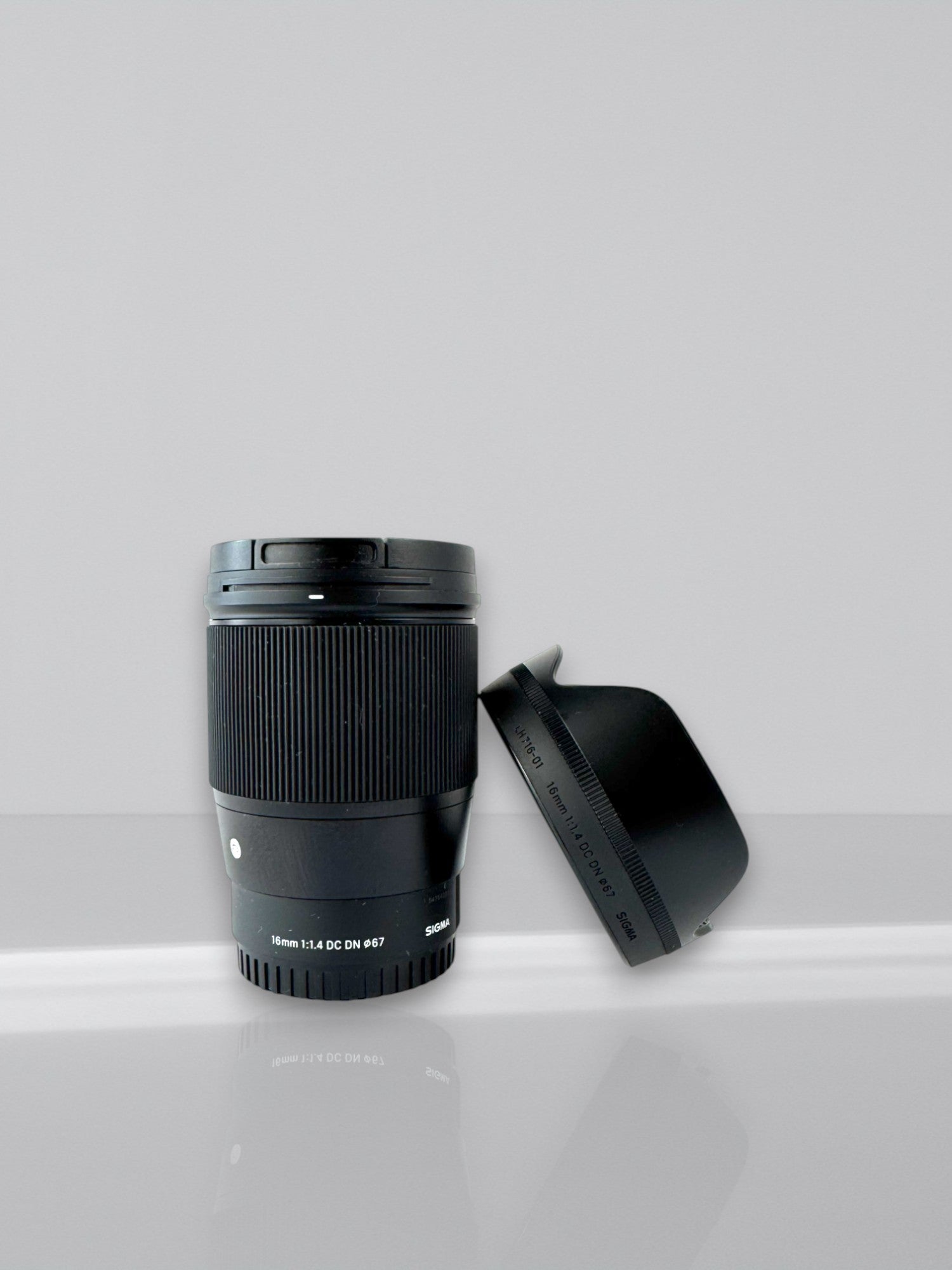 Sigma 16mm F/1.4 DC DN Contemporary Sony E