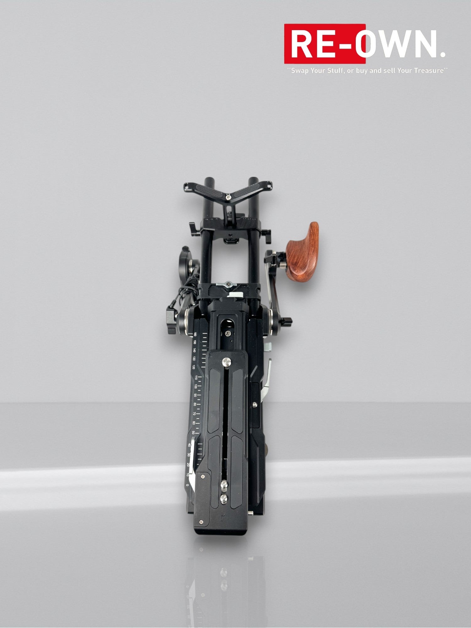 Shoulder Rig Kit for Sony FX6 + extension arm + V -Mount batterij plate (setprijs)