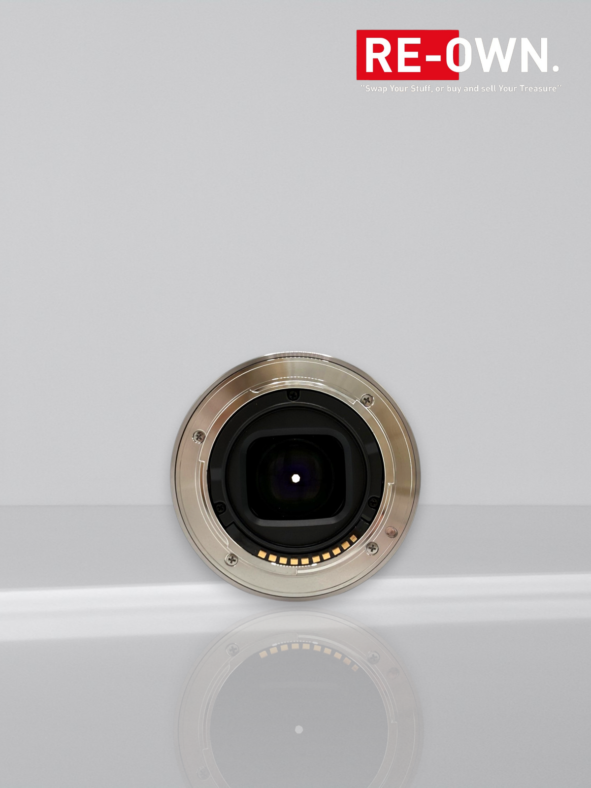 Sony E 50mm f/1.8 OSS