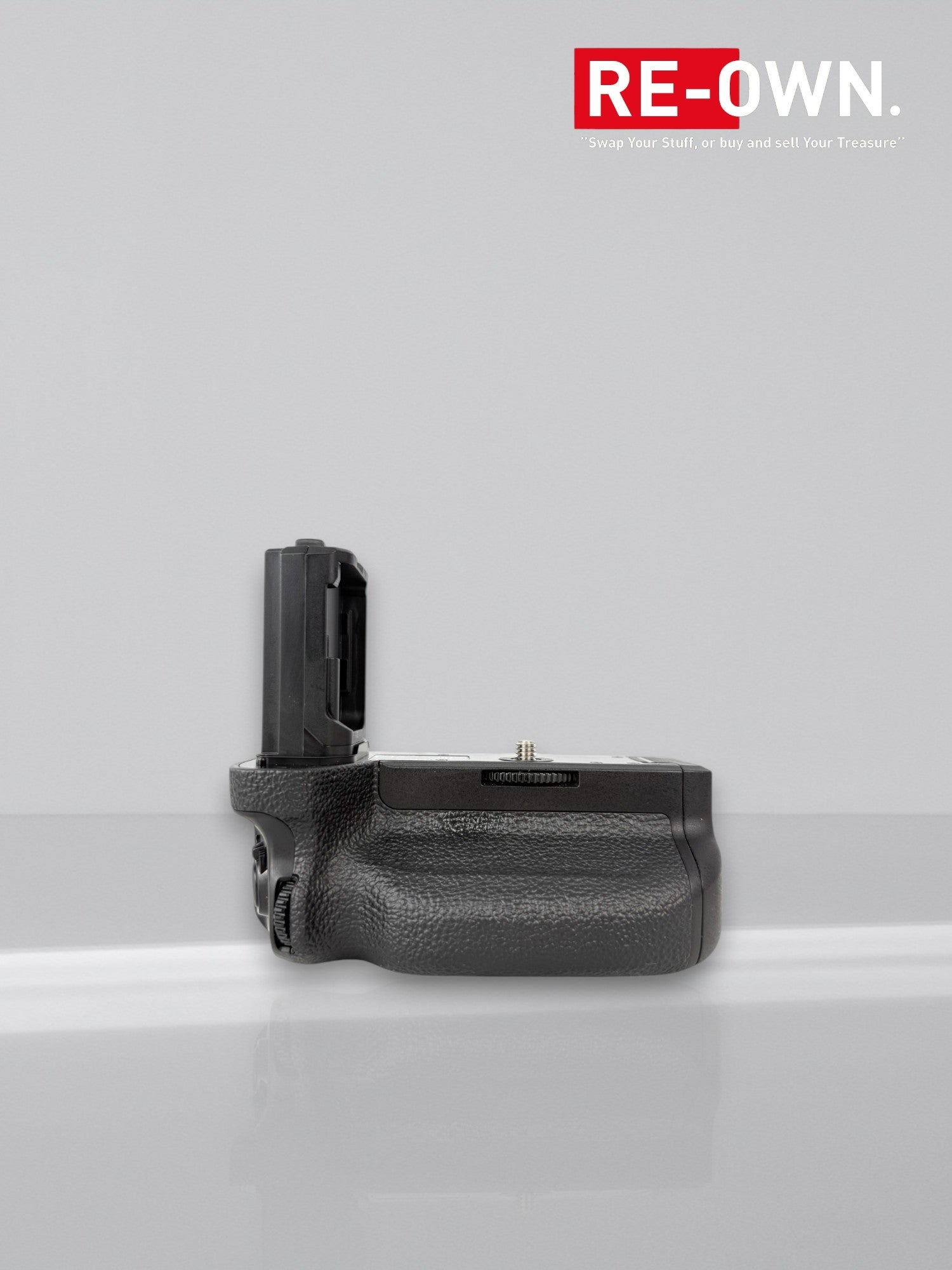 Sony VG-C4EM Vertical Battery Grip
