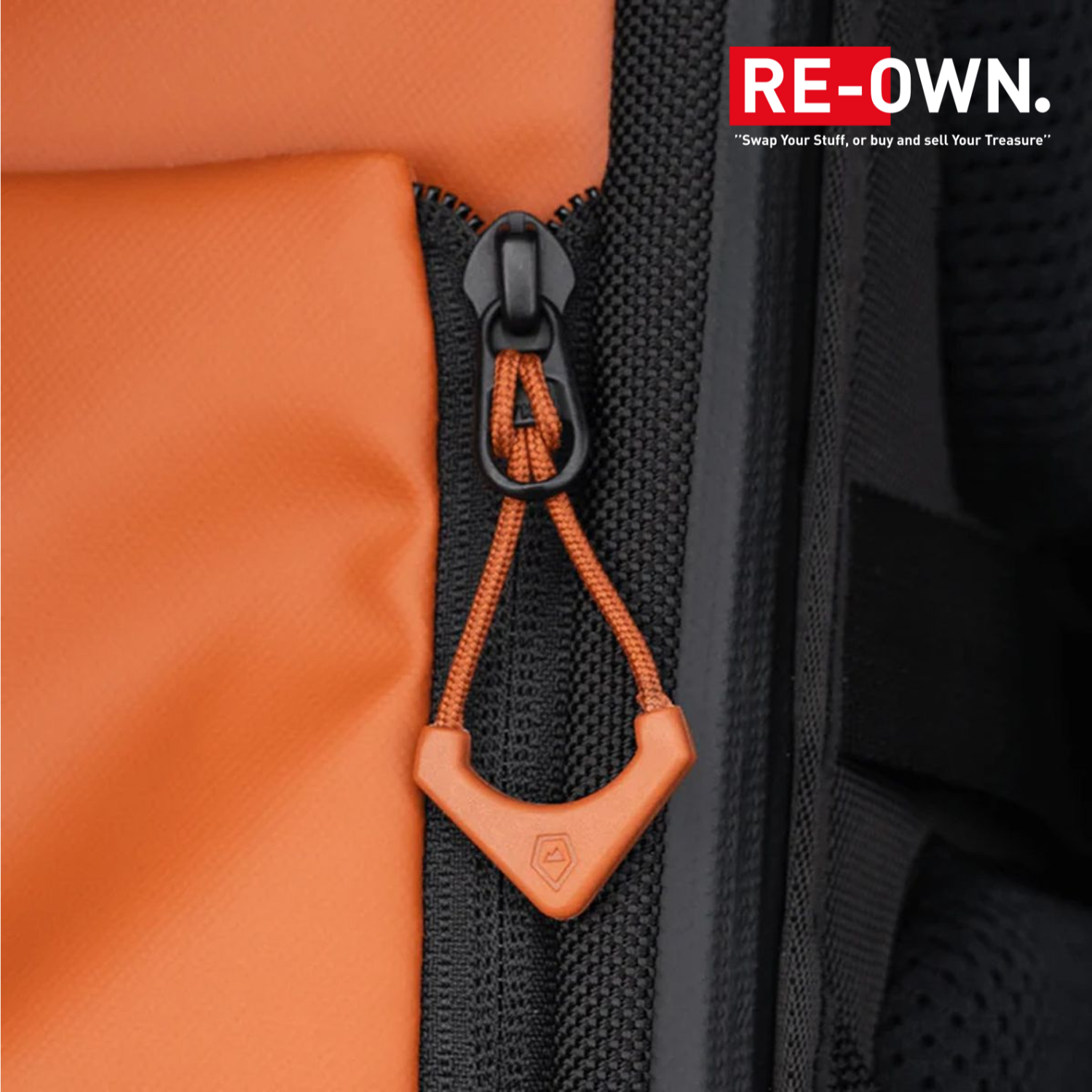 WANDRD Standard Zipper Puller, Sedona Orange