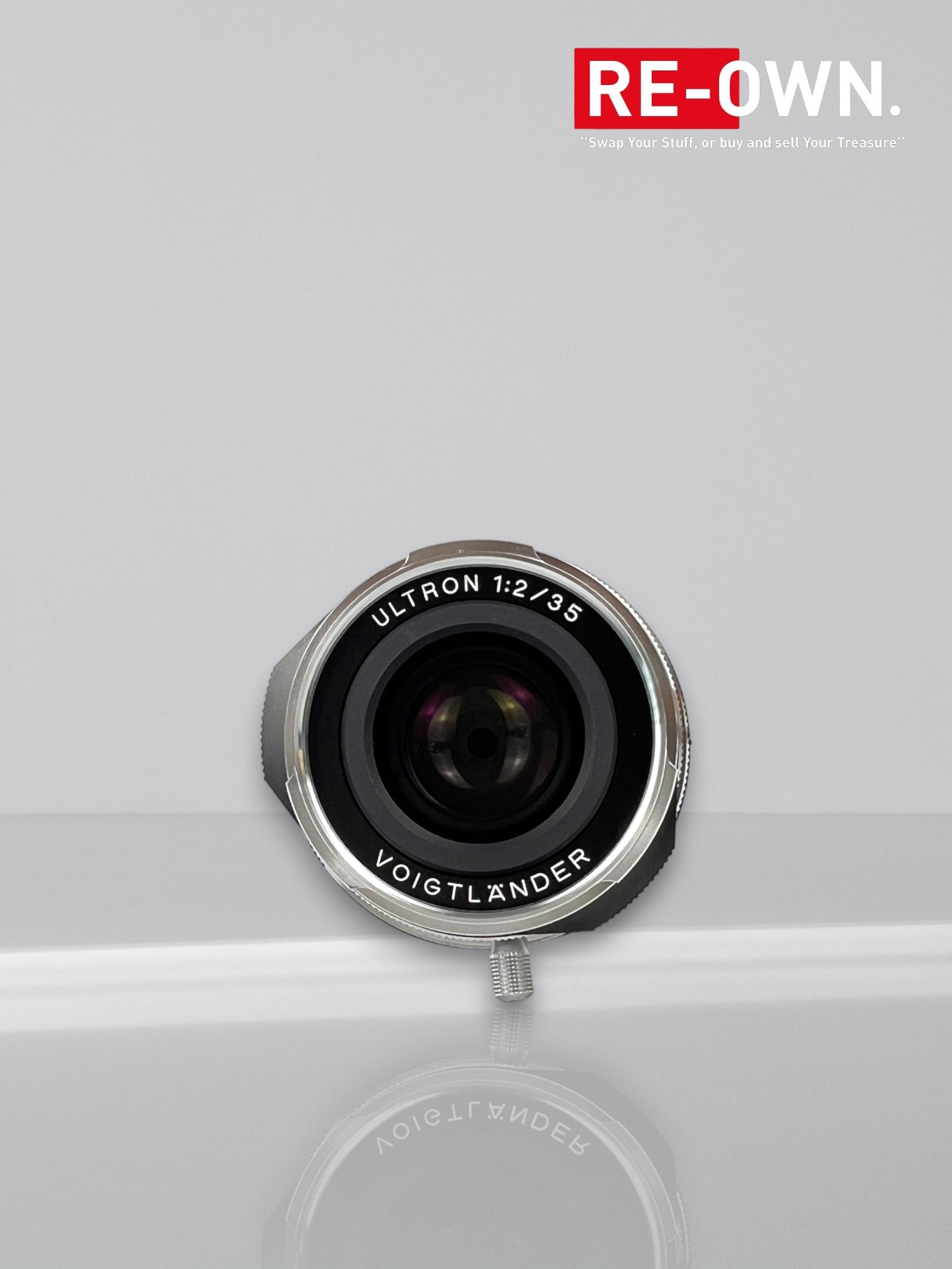 Voigtlander Ultron 35mm F/2.0 ASPH VM - Leica M-Mount