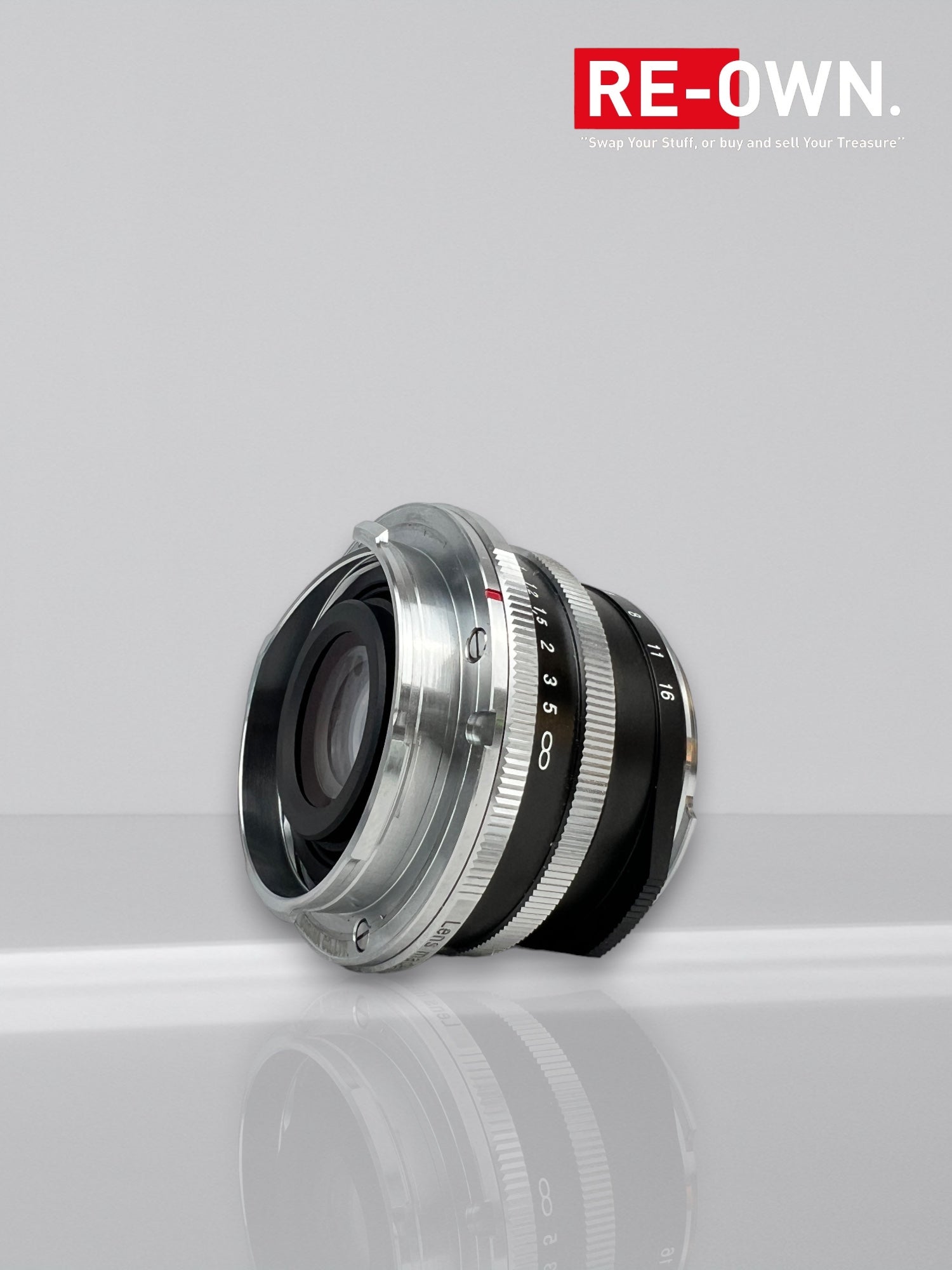 Voigtlander Ultron 35mm F/2.0 ASPH VM - Leica M-Mount