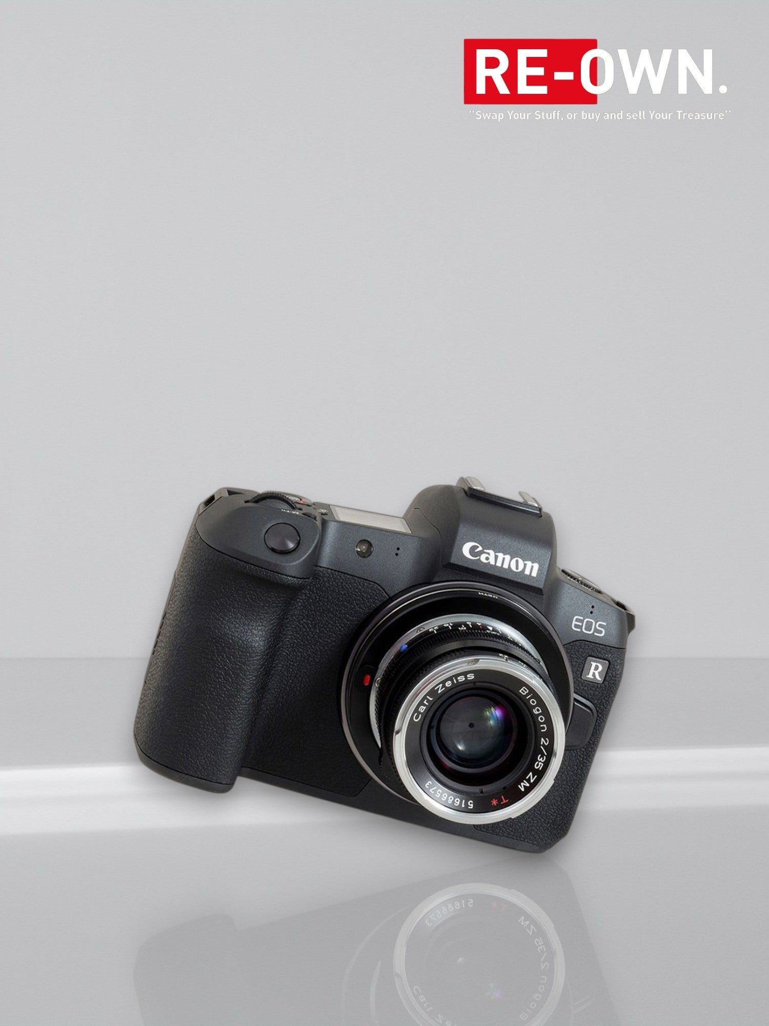 Urth Lens Mount Adapter: Compatible w/ Leica M Lens To Canon RF Camera Body