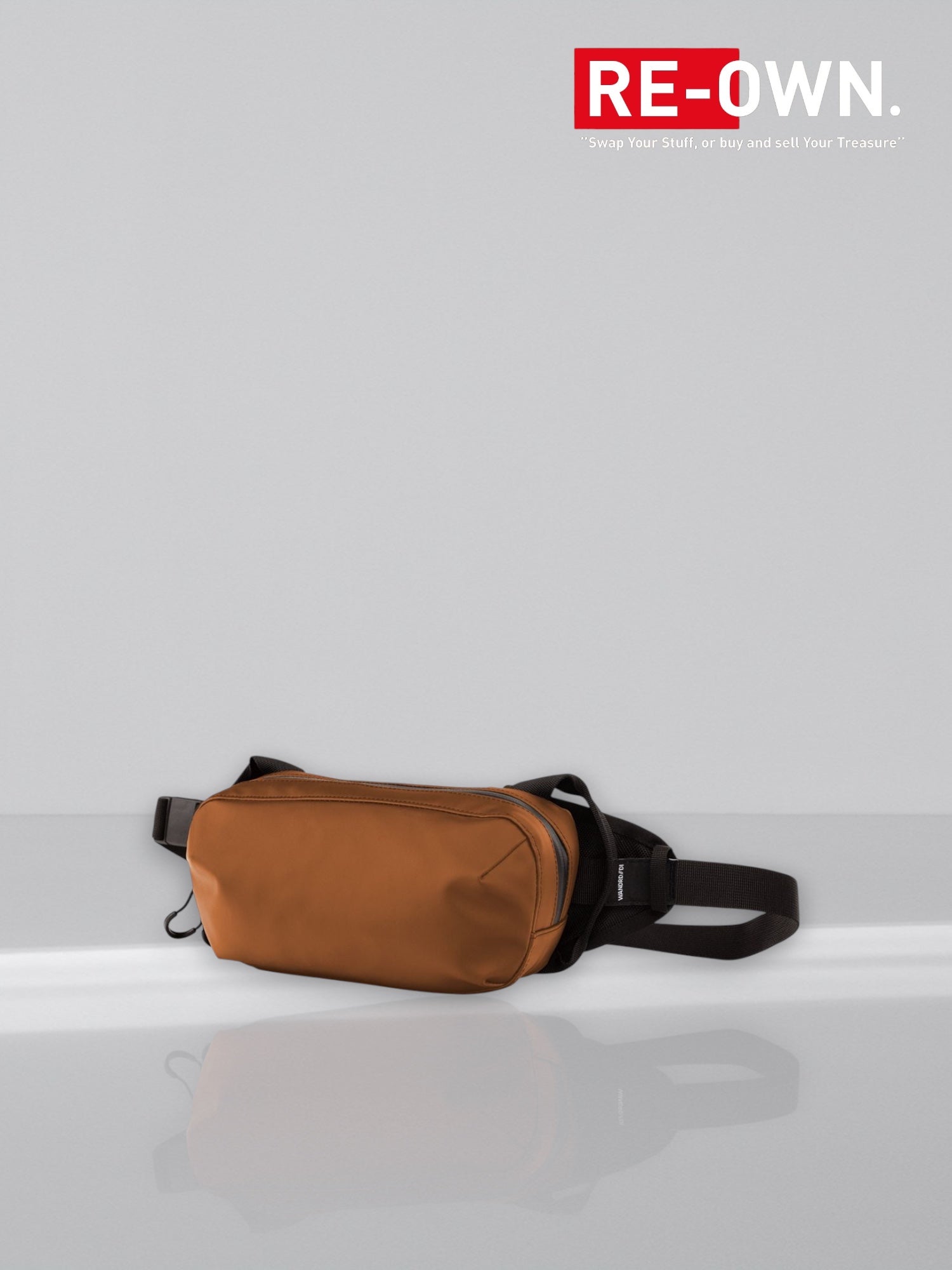 WANDRD D1 Fanny Pack Sedona Orange