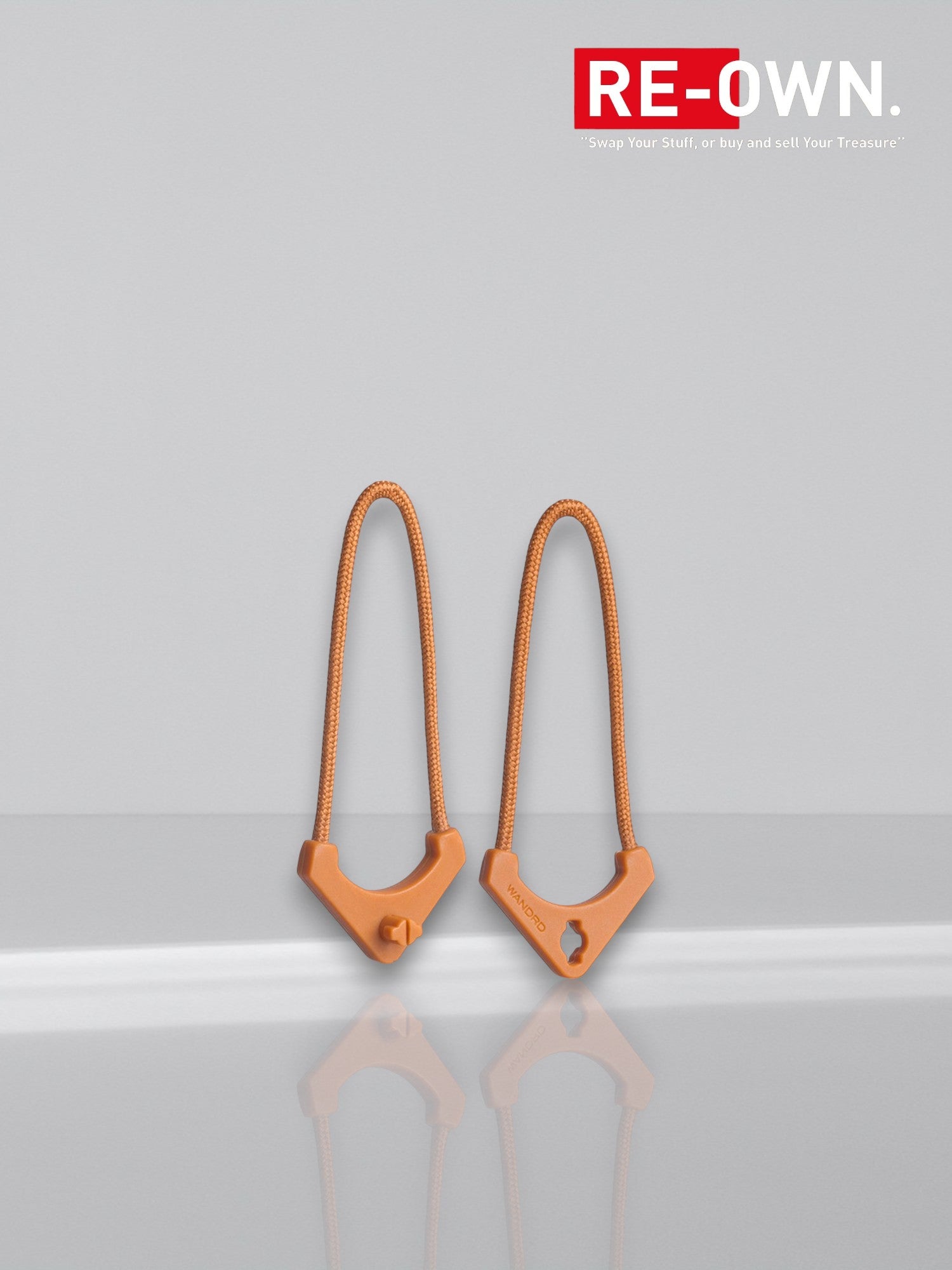 WANDRD WORRYLESS Zipper Puller, Sedona Orange