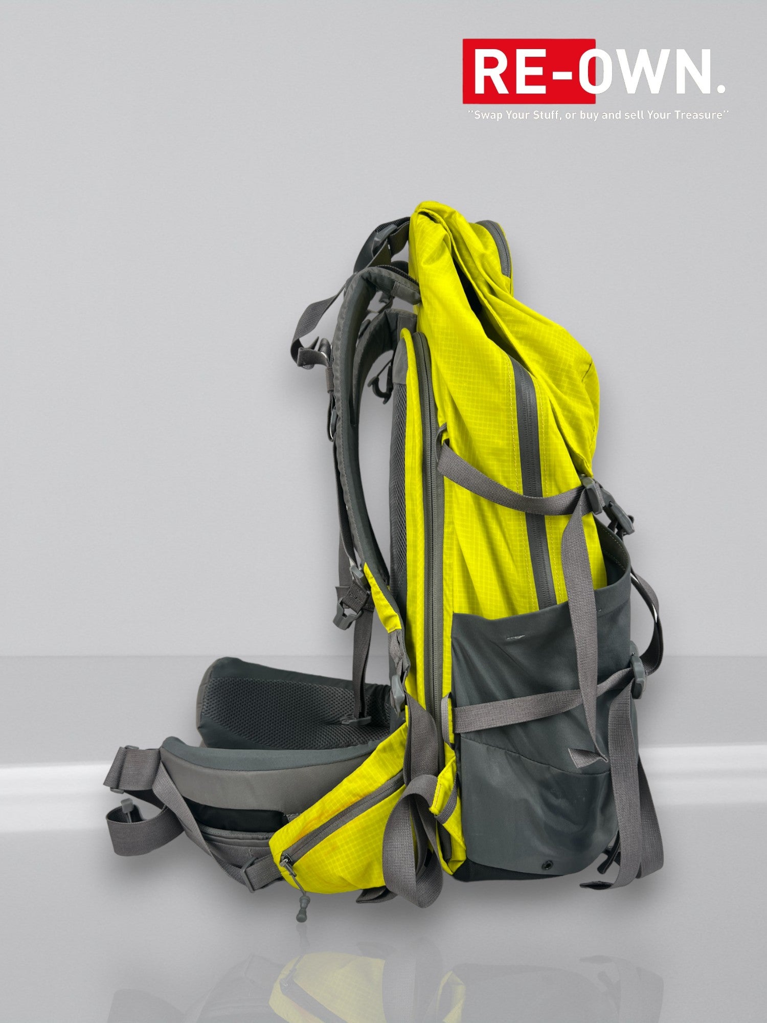 Atlas Athlete Pack Camera Backpack bag 