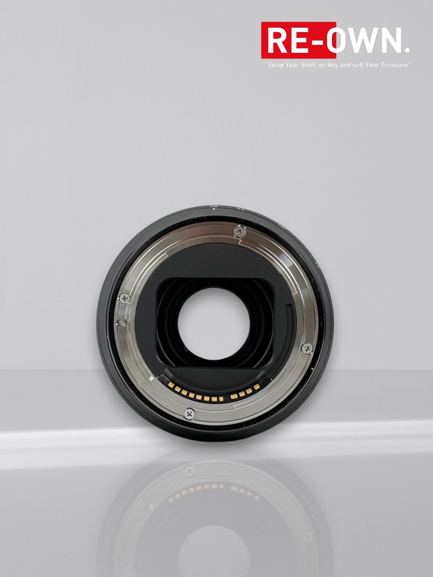 Canon RF 28-70mm f/2.0L USM Wide Angle Lens