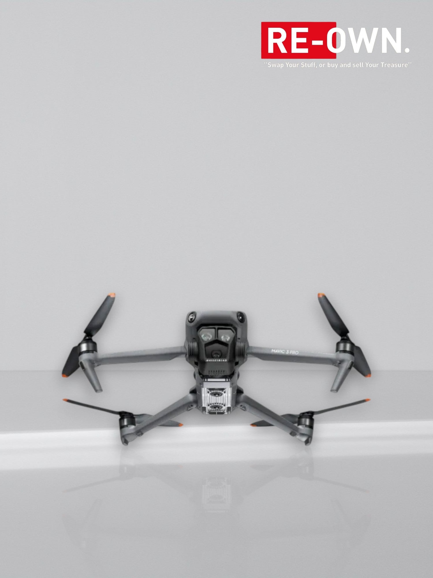 DJI Mavic 3 Pro Cine Premium Combo drone