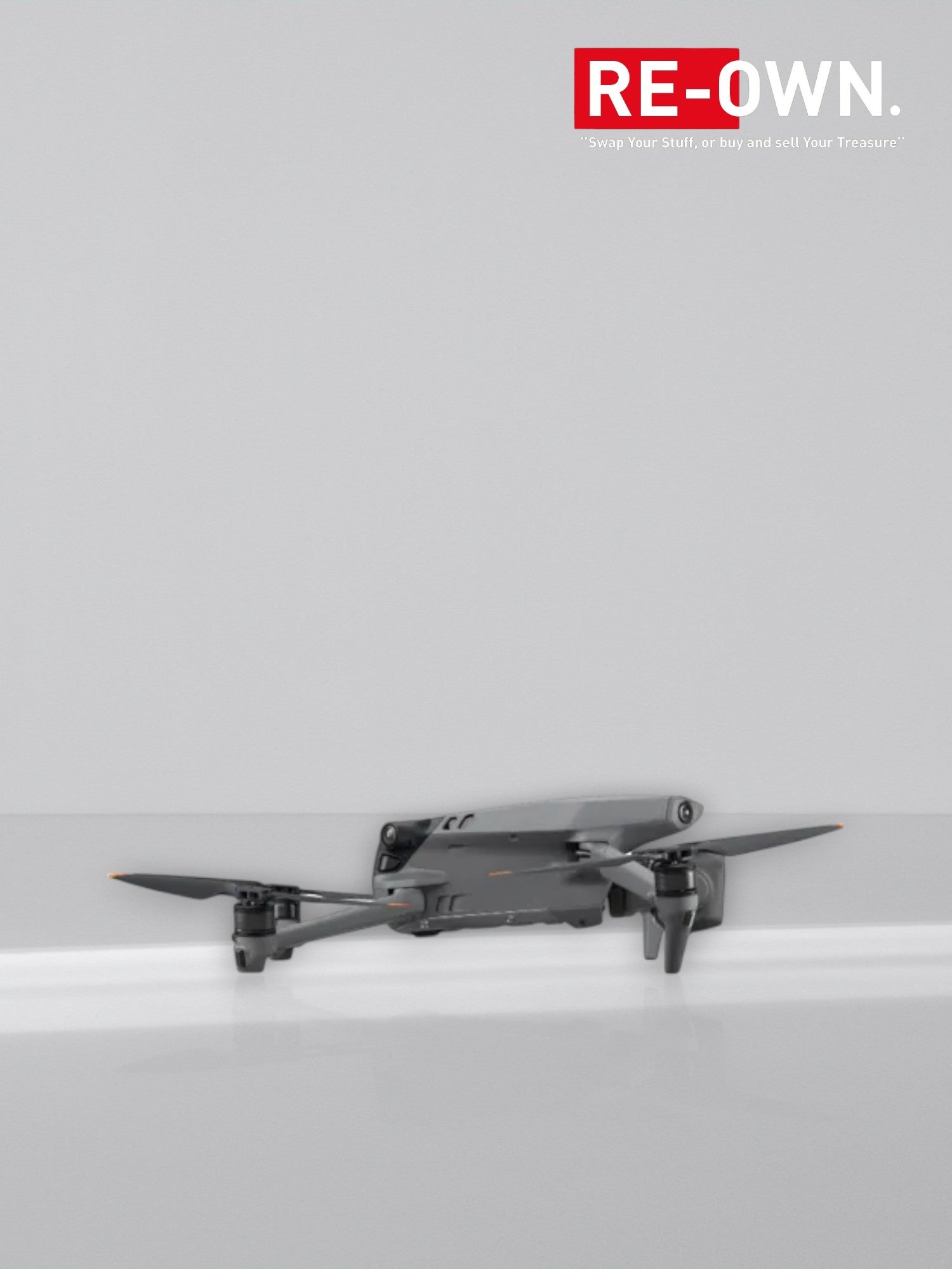 DJI Mavic 3 Pro Cine Premium Combo drone