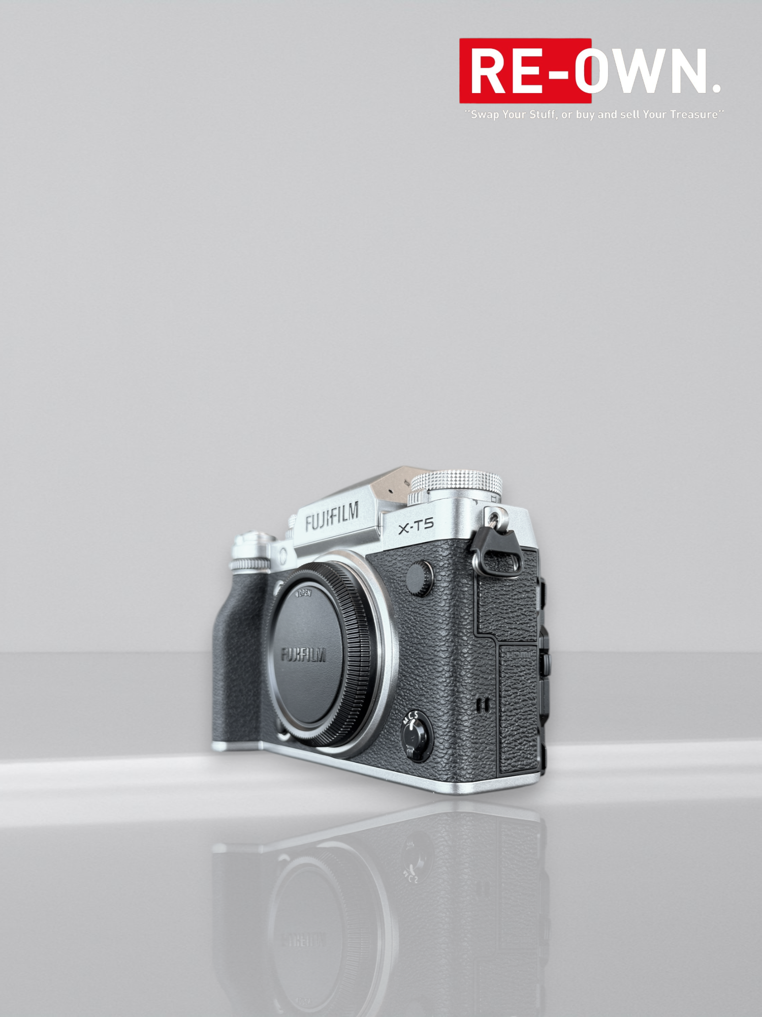 Fujifilm X-T5 / XT5 Silver