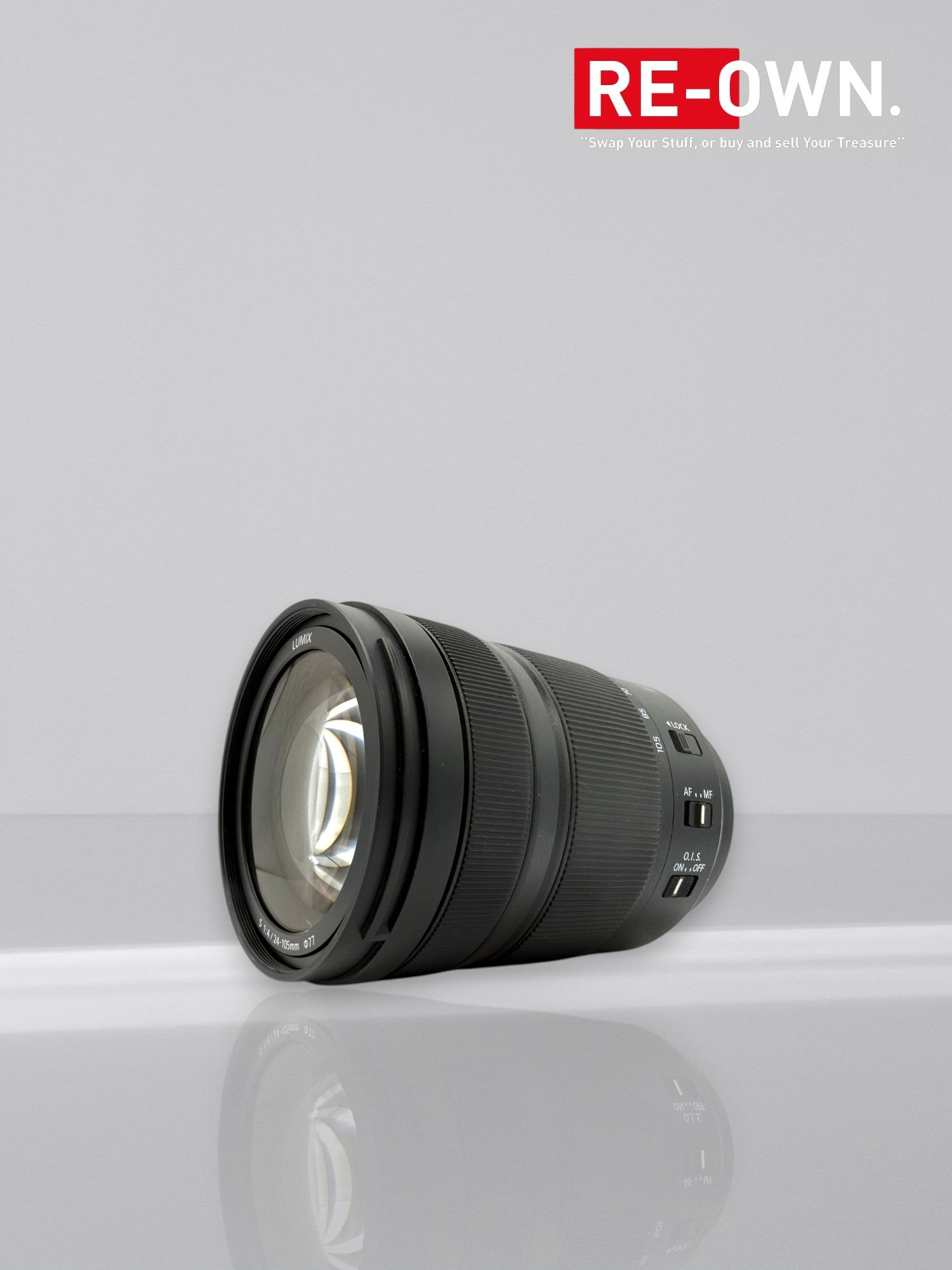 Panasonic Lumix S 24-105mm f/4 Macro OIS