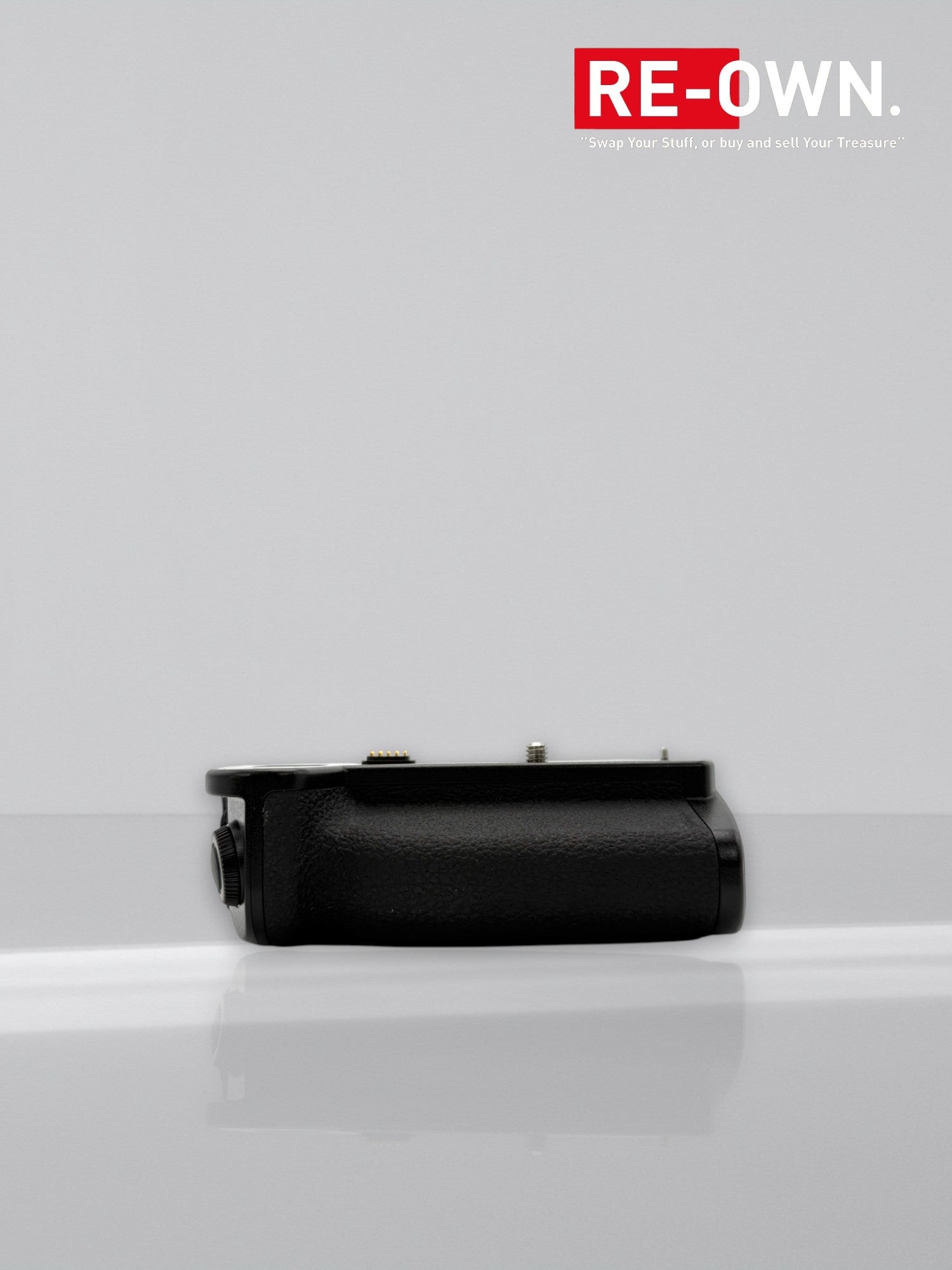 Panasonic LUMIX Battery Grip For S1R II DMW-BG2
