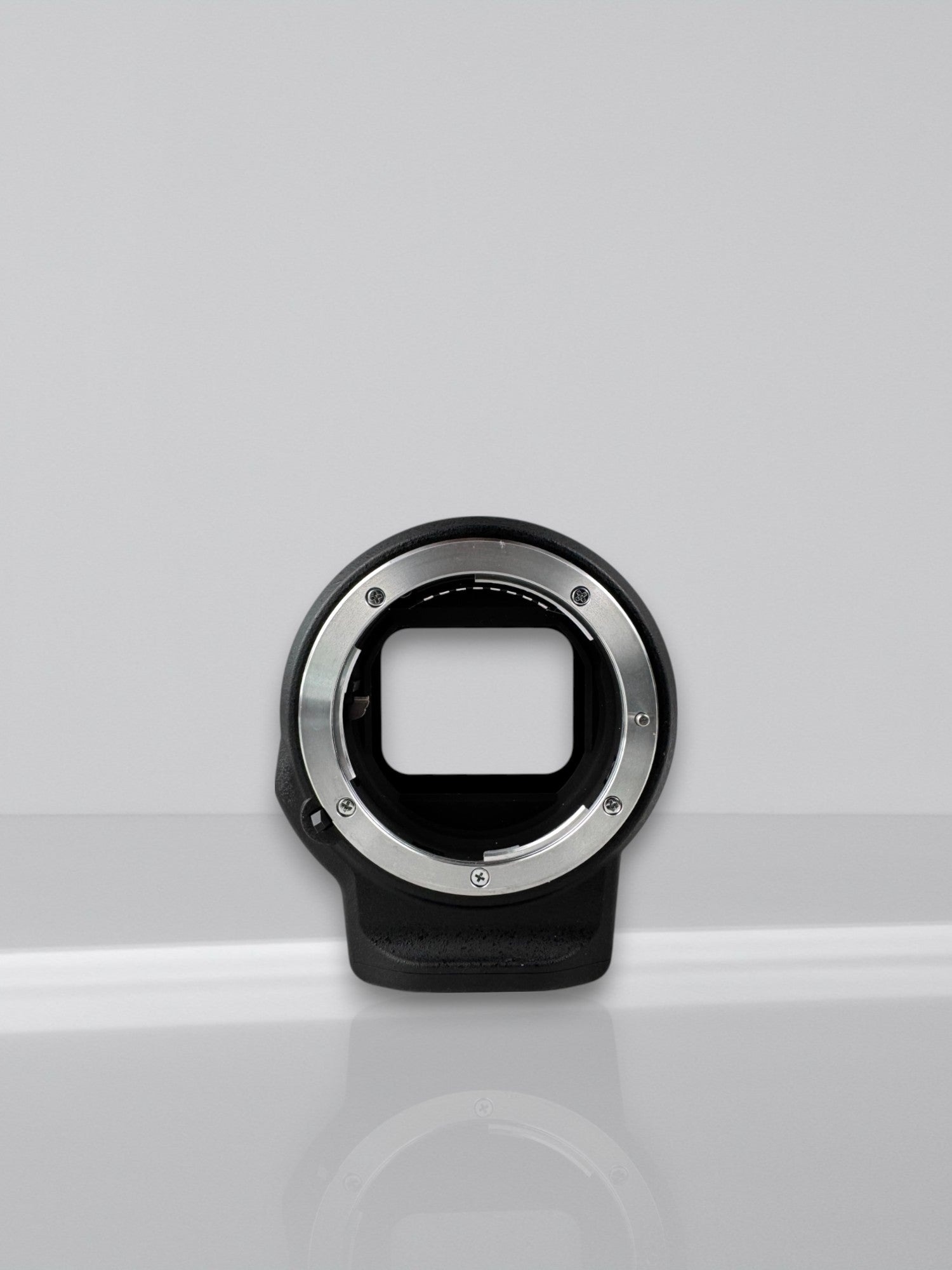 Nikon FTZ adapter