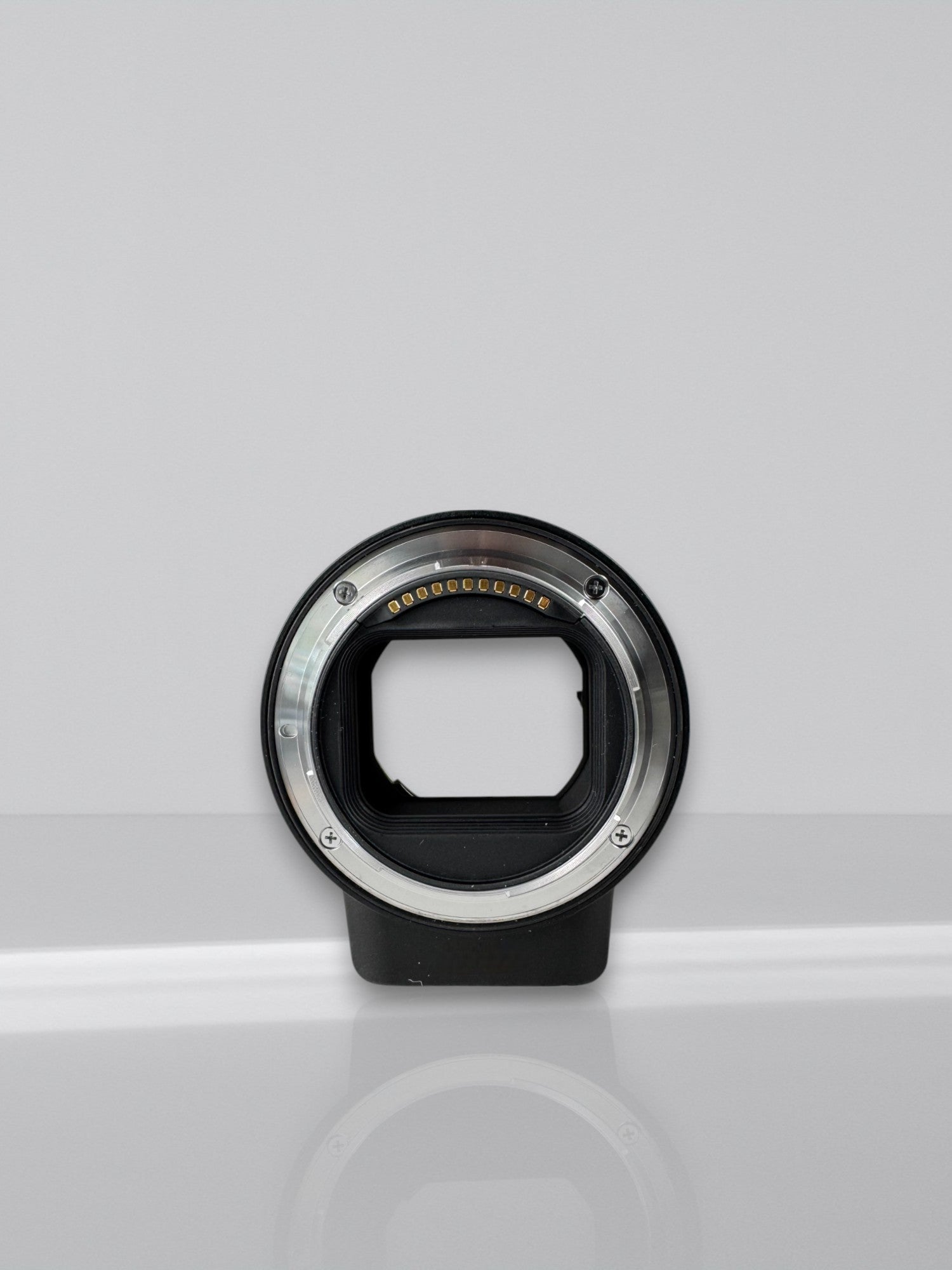 Nikon FTZ adapter