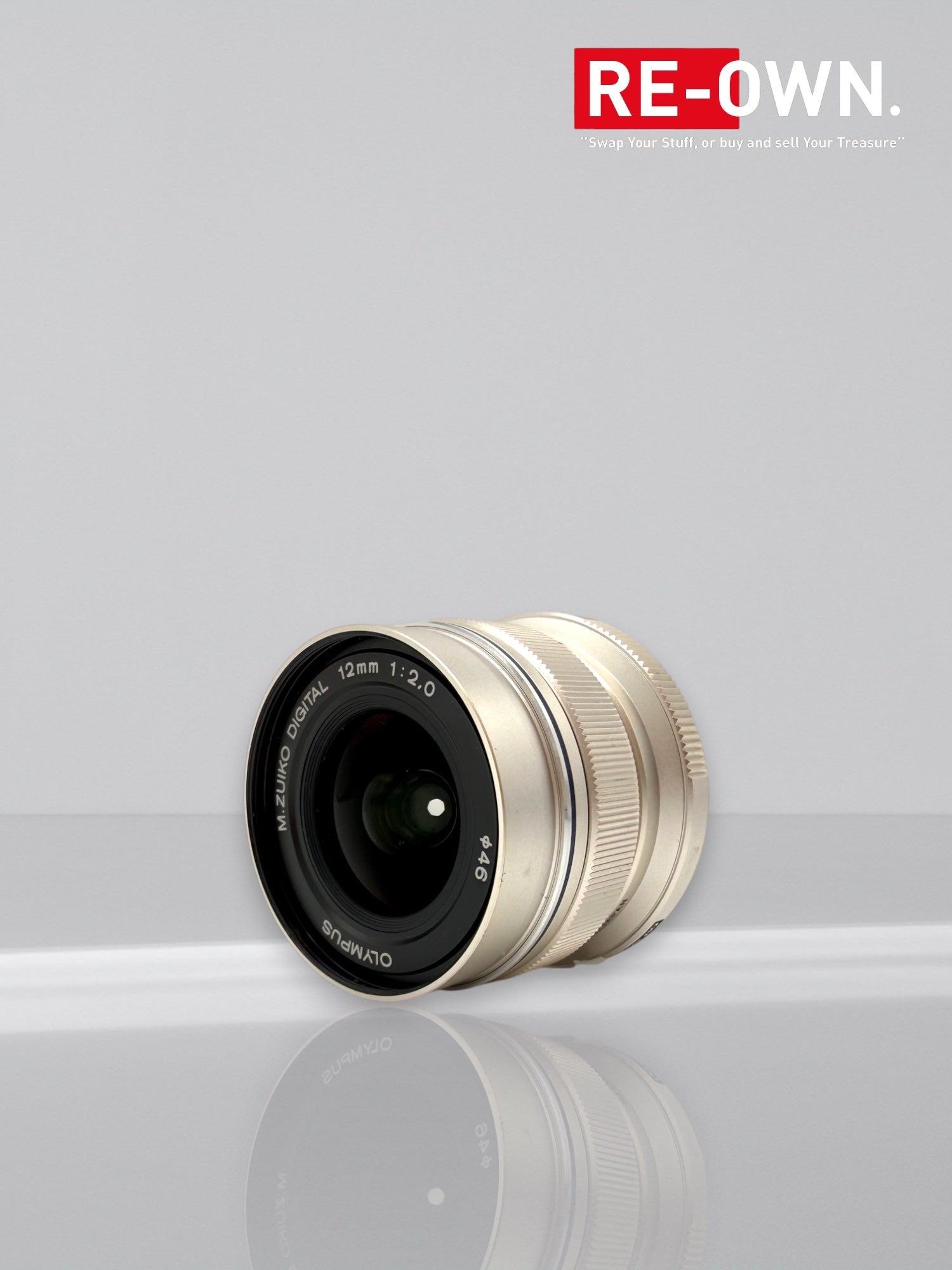 Olympus M.Zuiko Digital ED 12mm f/2 Silver