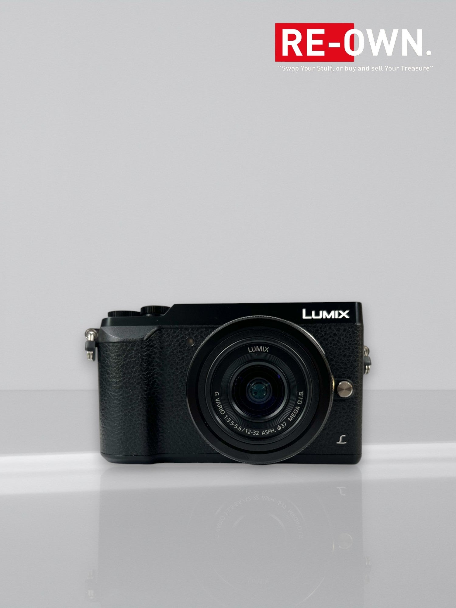 Panasonic Lumix DMC-GX80 body + Panasonic Lumix G Vario 12-32mm f/3.5-5.6 ASPH Mega O.I.S