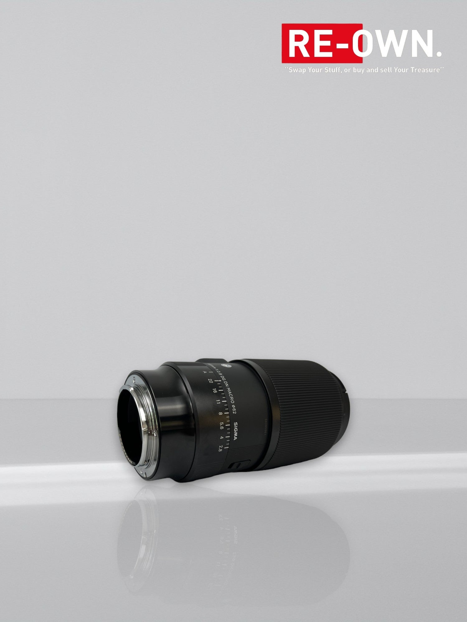 Sigma 105mm F/2.8 DG DN Marco Sony Mount