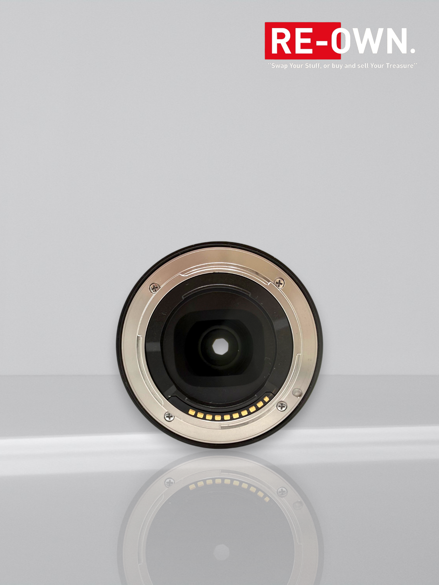 Sony FE 24mm f/2.8 G