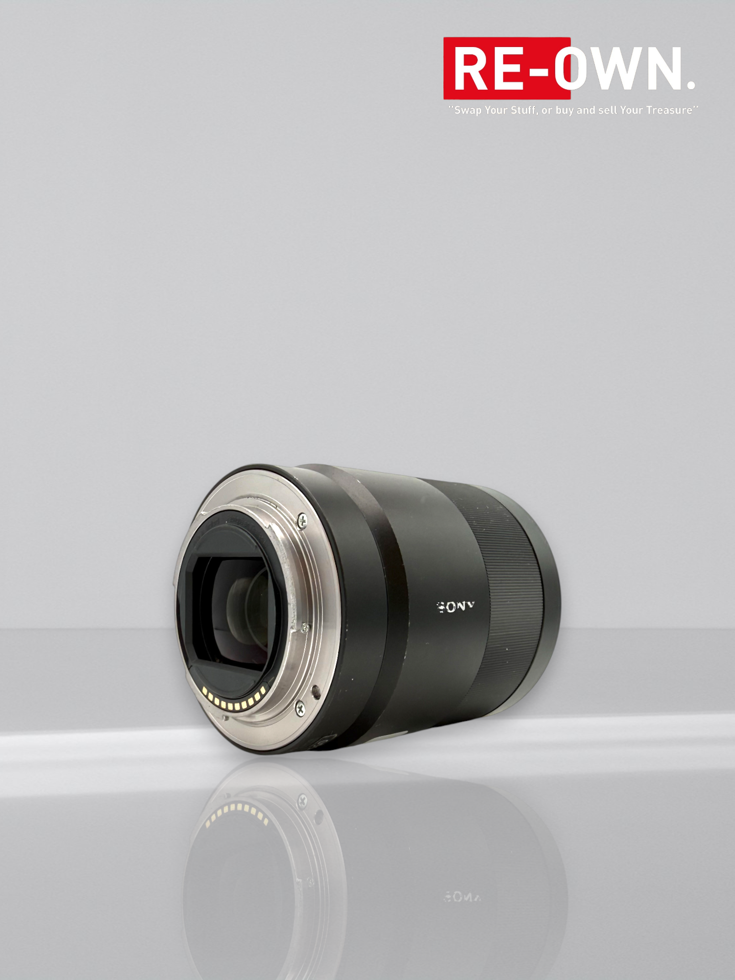 Sony FE 55mm F/1.8 ZEISS Sonnar T*