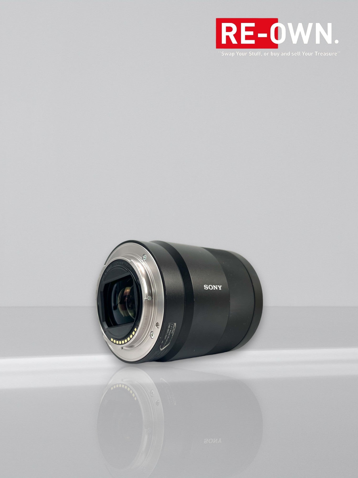 Sony FE 55mm F/1.8 ZEISS Sonnar T*