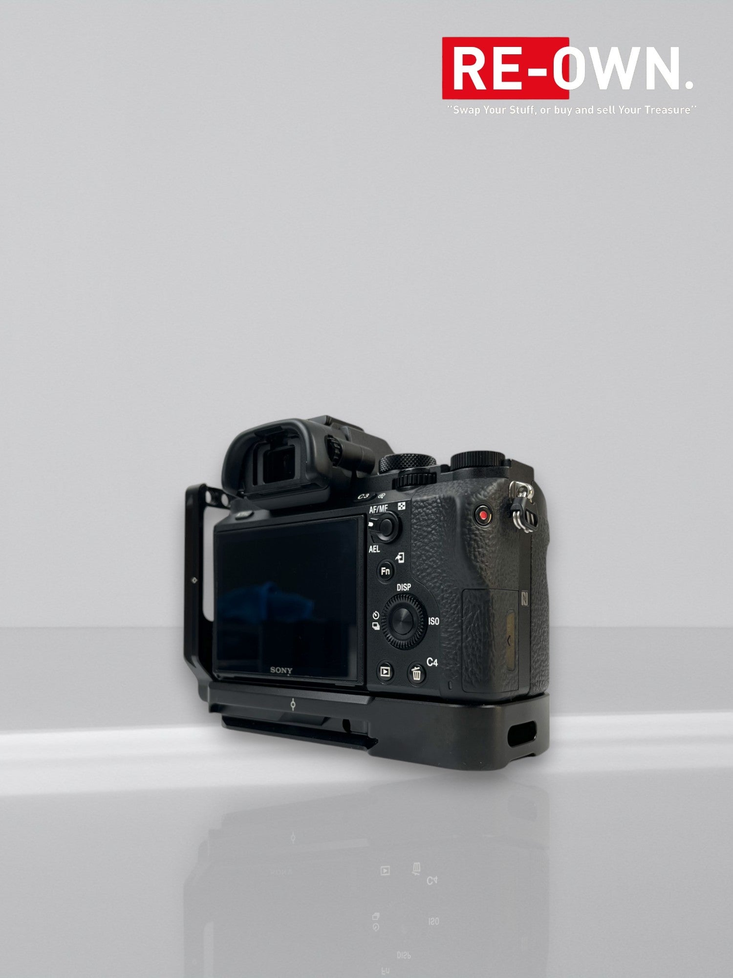 Sony A7II Sony A7 II body + 3 batterijen L bracket