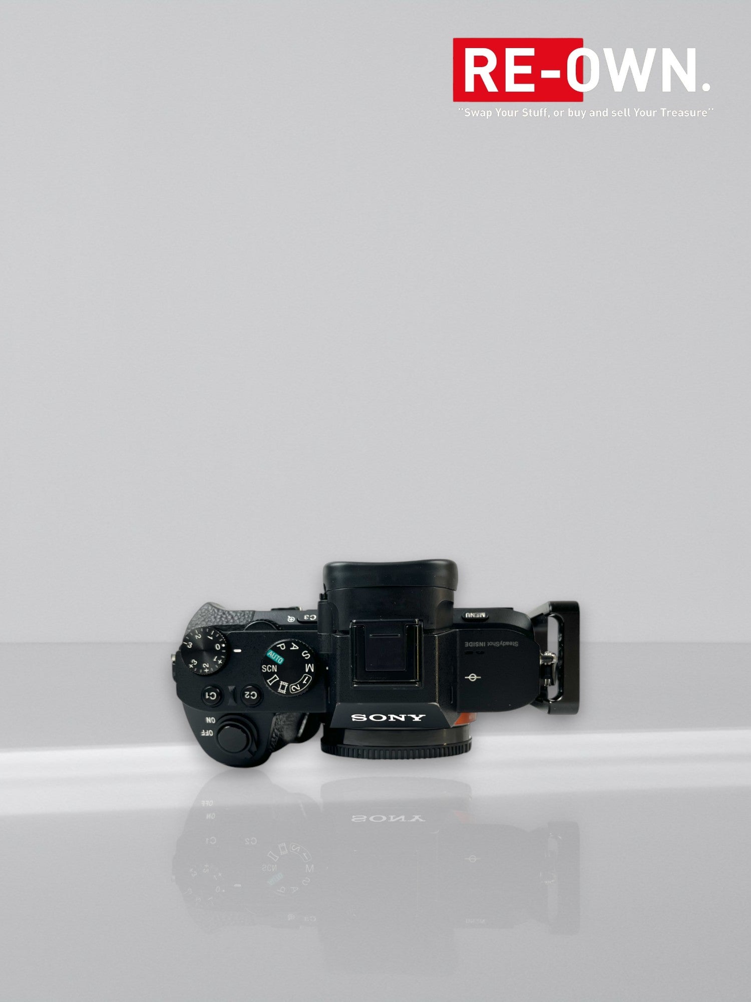 Sony A7II Sony A7 II body + 3 batterijen L bracket