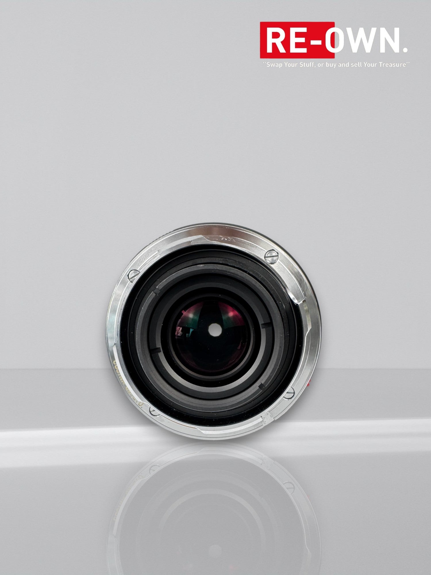 Voigtlander Ultra Wide Heliar 12mm f/5.6 III VM For Leica M
